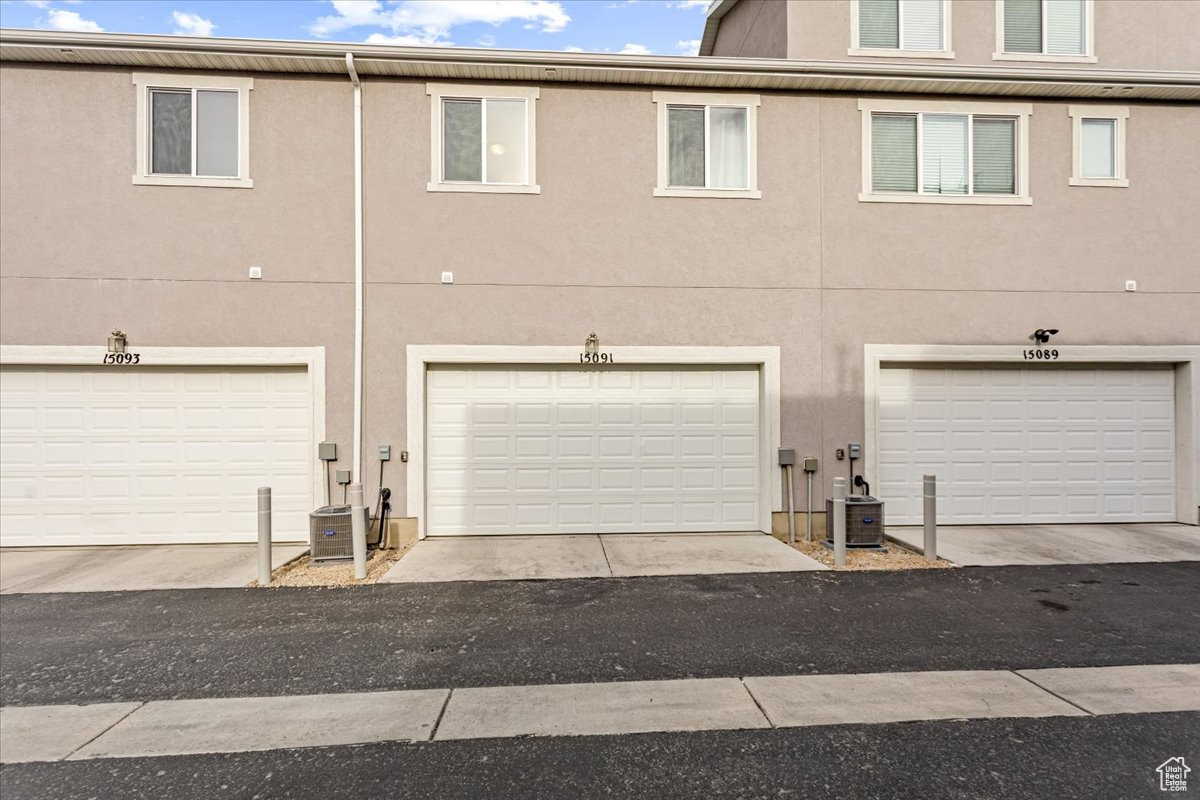15091 S REINS WAY