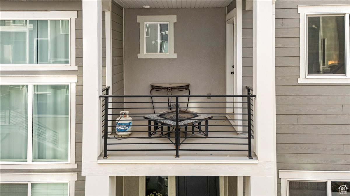 15091 S REINS WAY