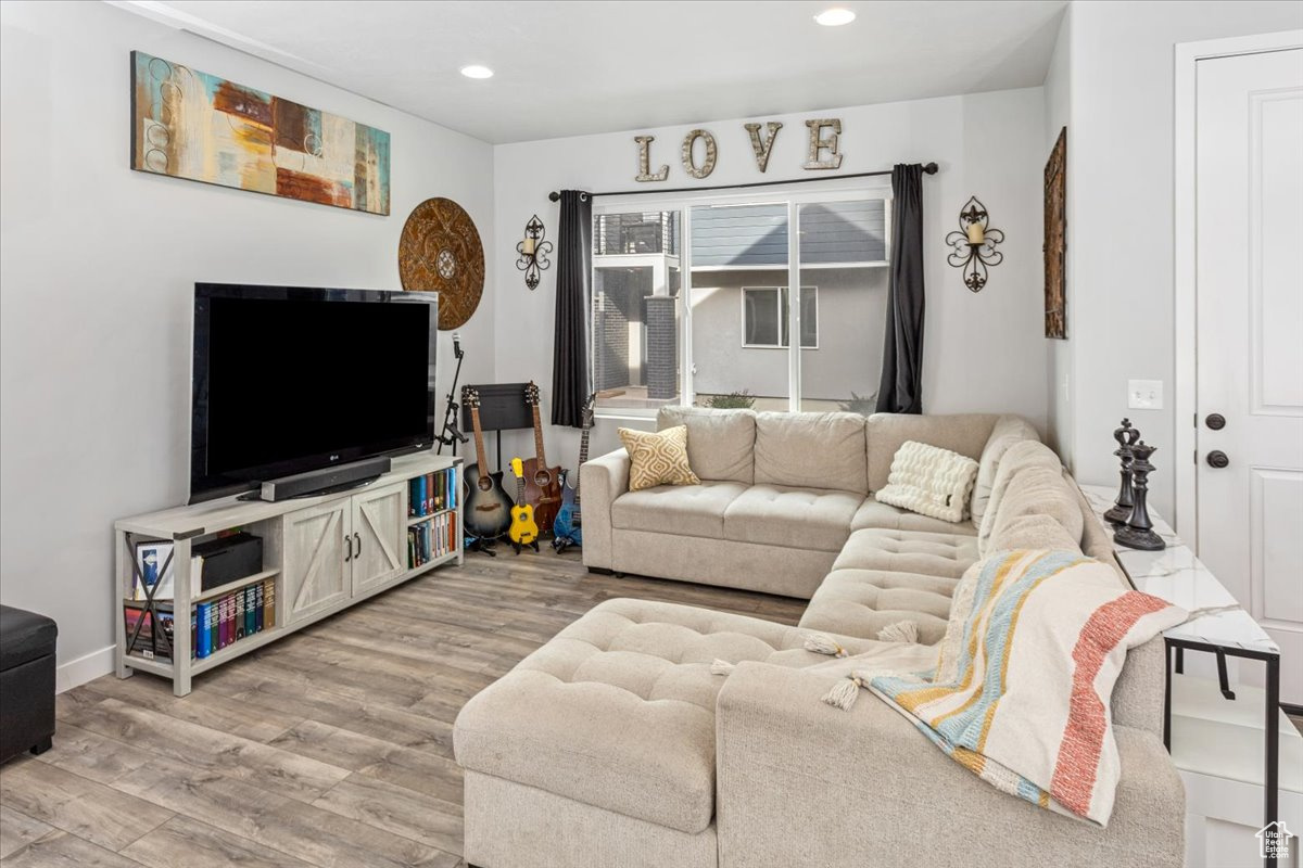15091 S REINS WAY