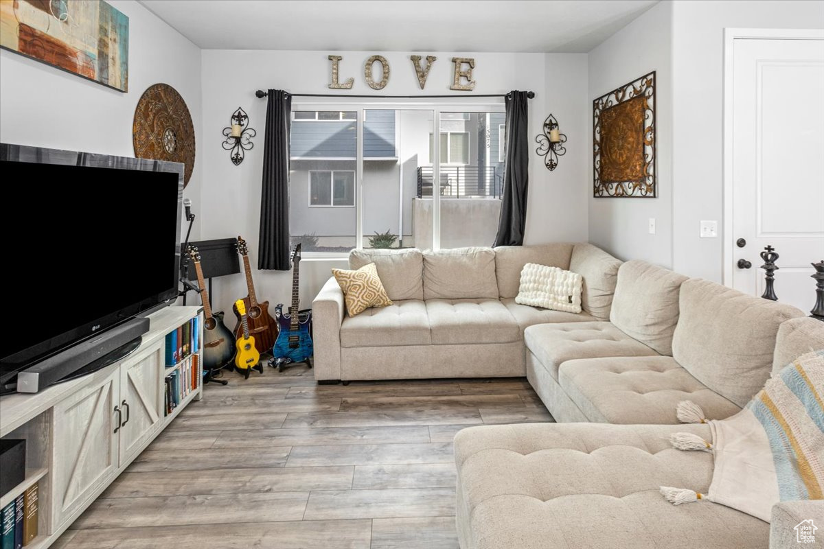 15091 S REINS WAY