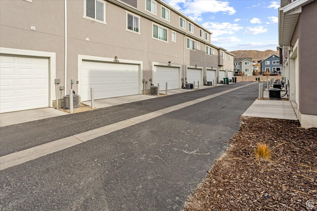 15091 S REINS WAY