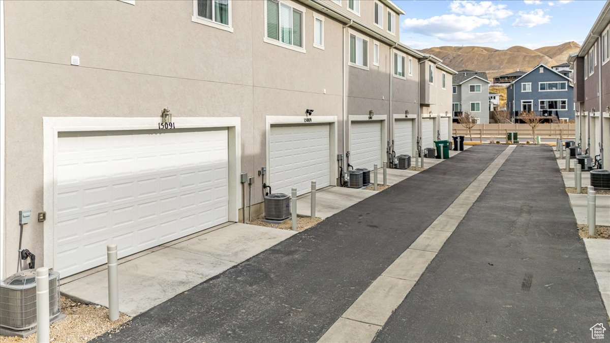 15091 S REINS WAY