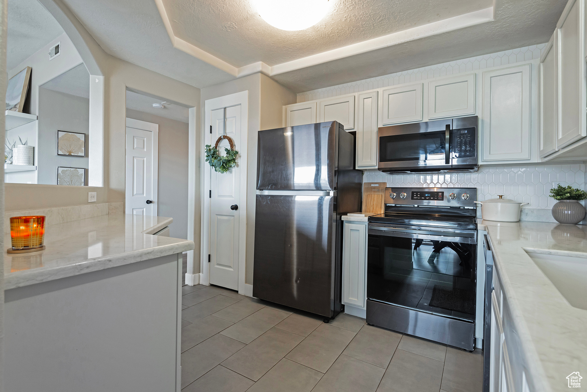 177 E FLOWERFIELD DR