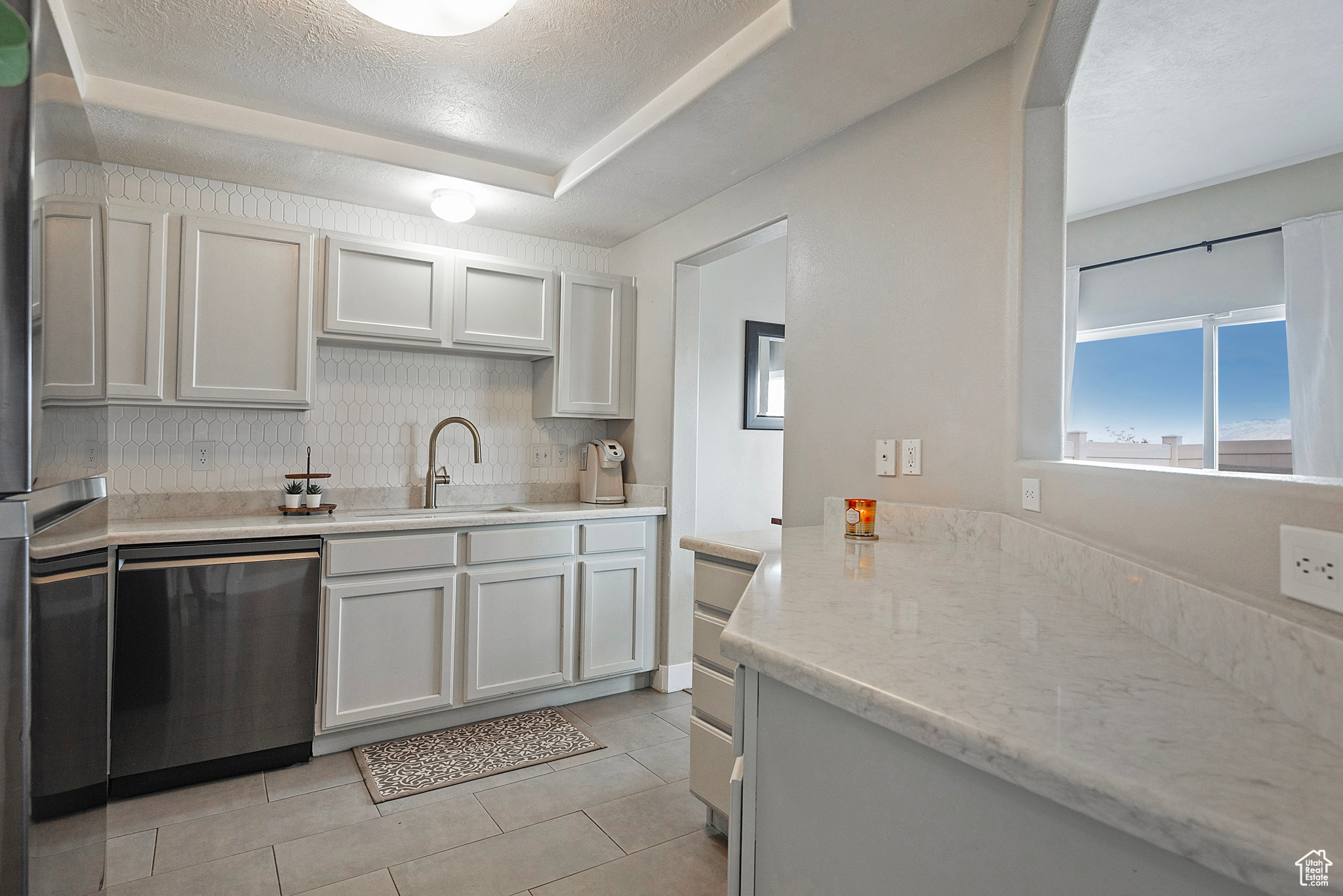 177 E FLOWERFIELD DR