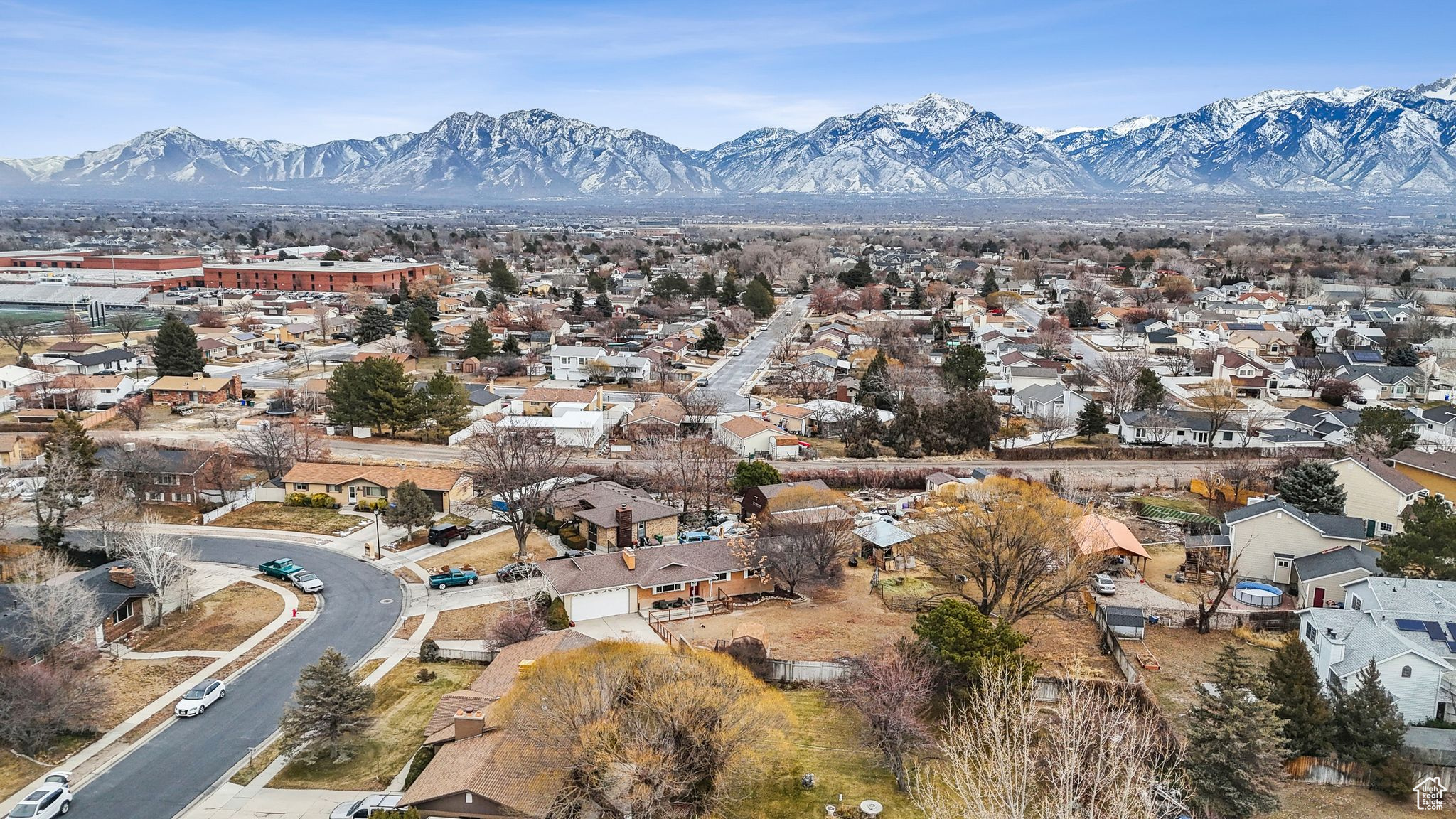 3079 W SKYVUE CIR