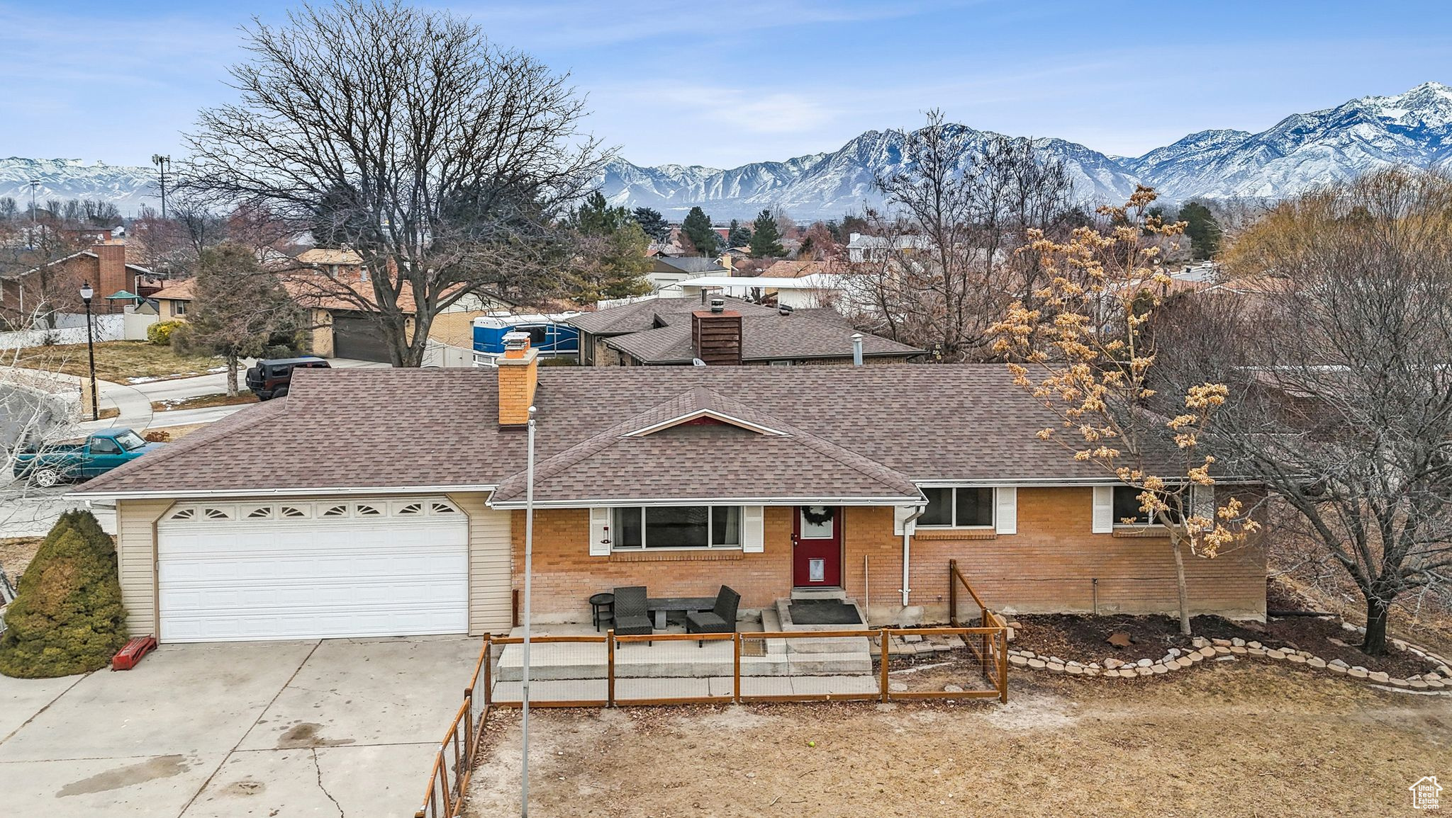 3079 W SKYVUE CIR