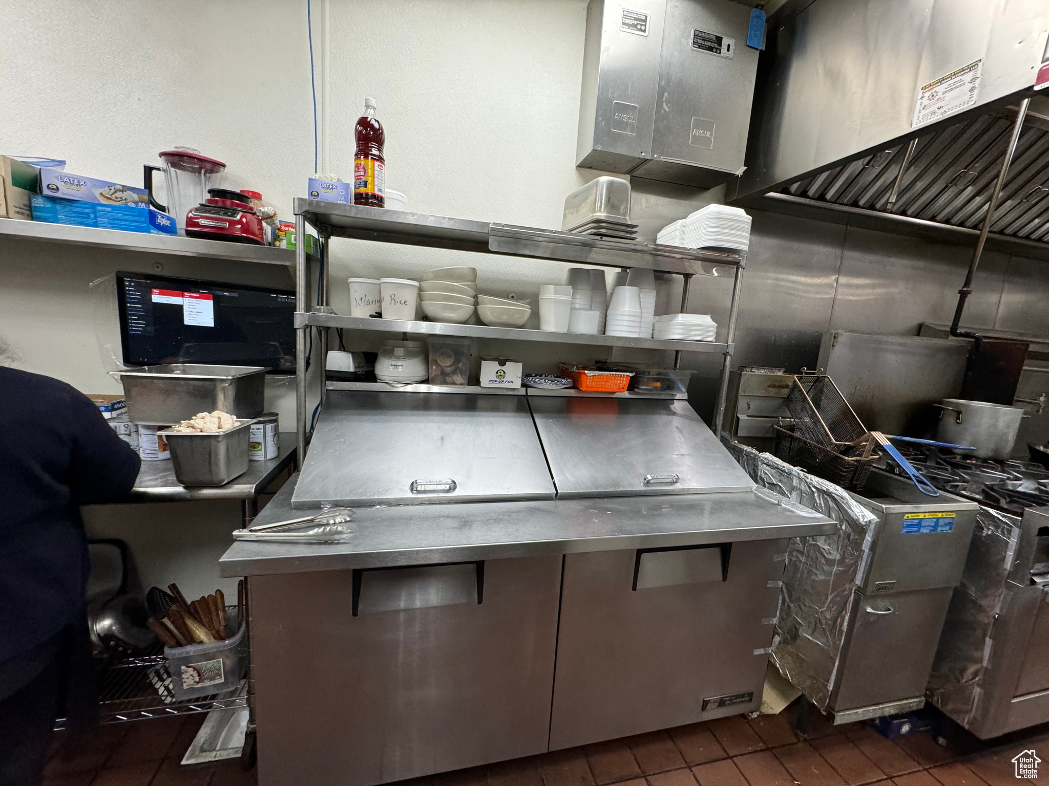 1425 S 300 W