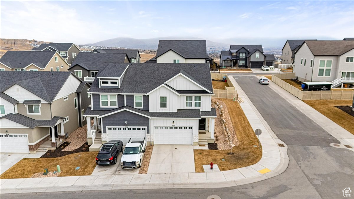 1088 N FREEMAN DR