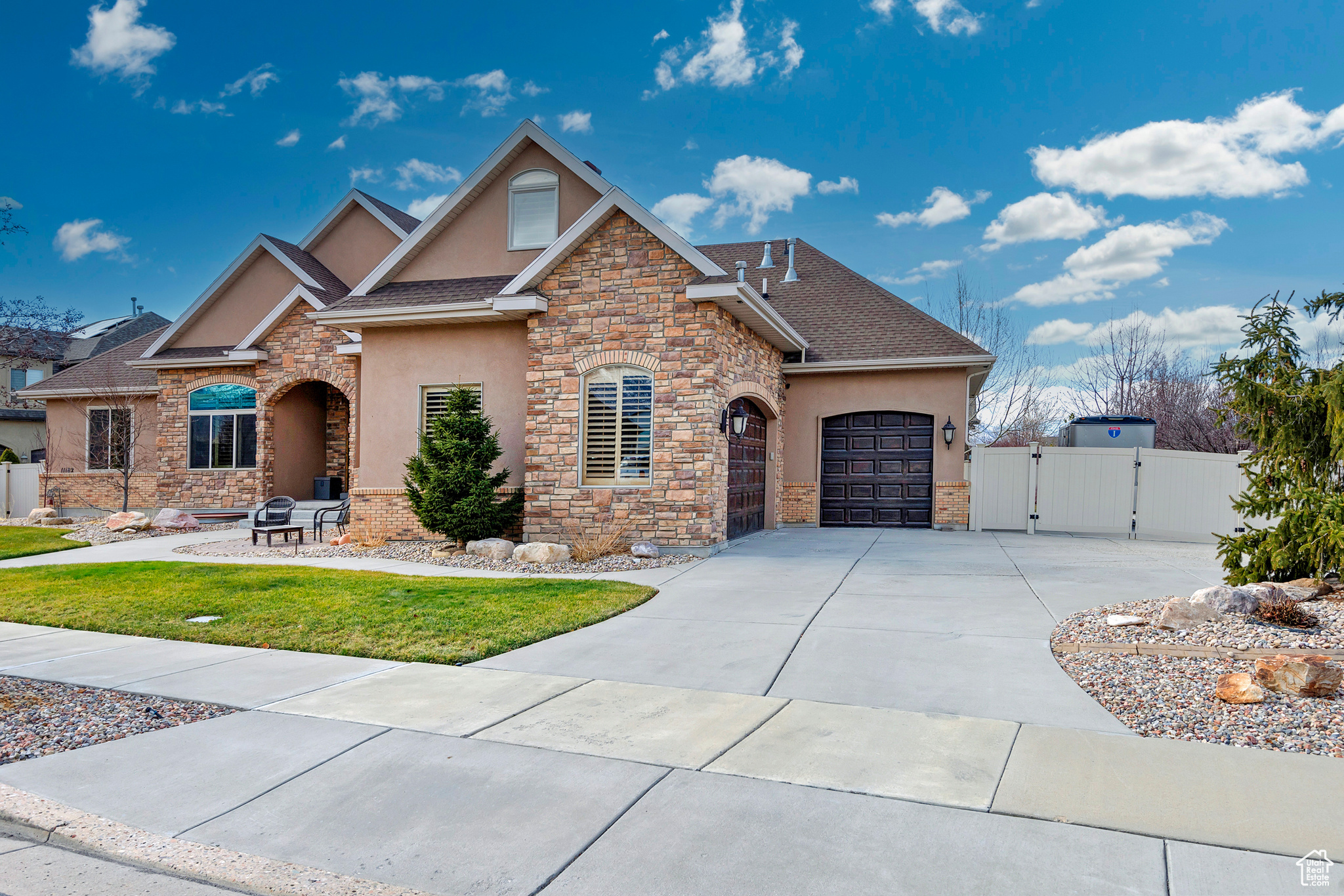 11182 S FARNSWORTH LN