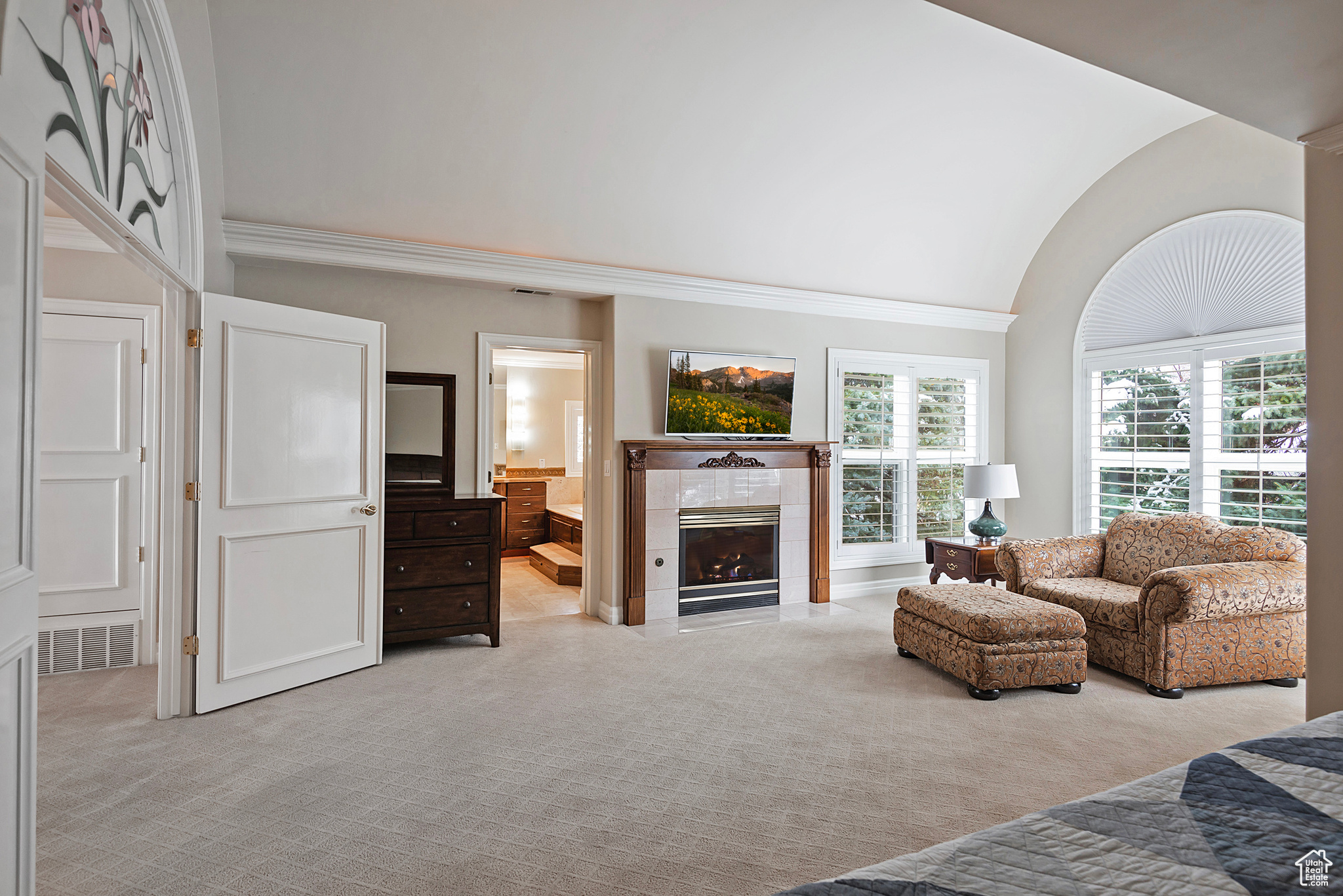 6337 S SECLUDED OAK CIR
