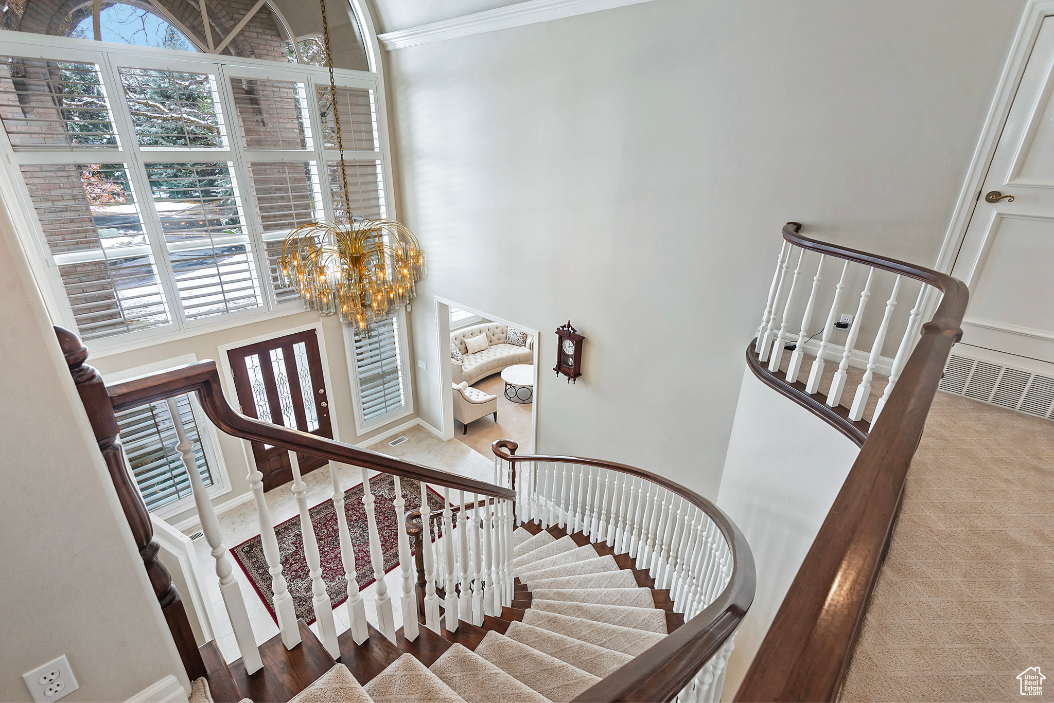 6337 S SECLUDED OAK CIR