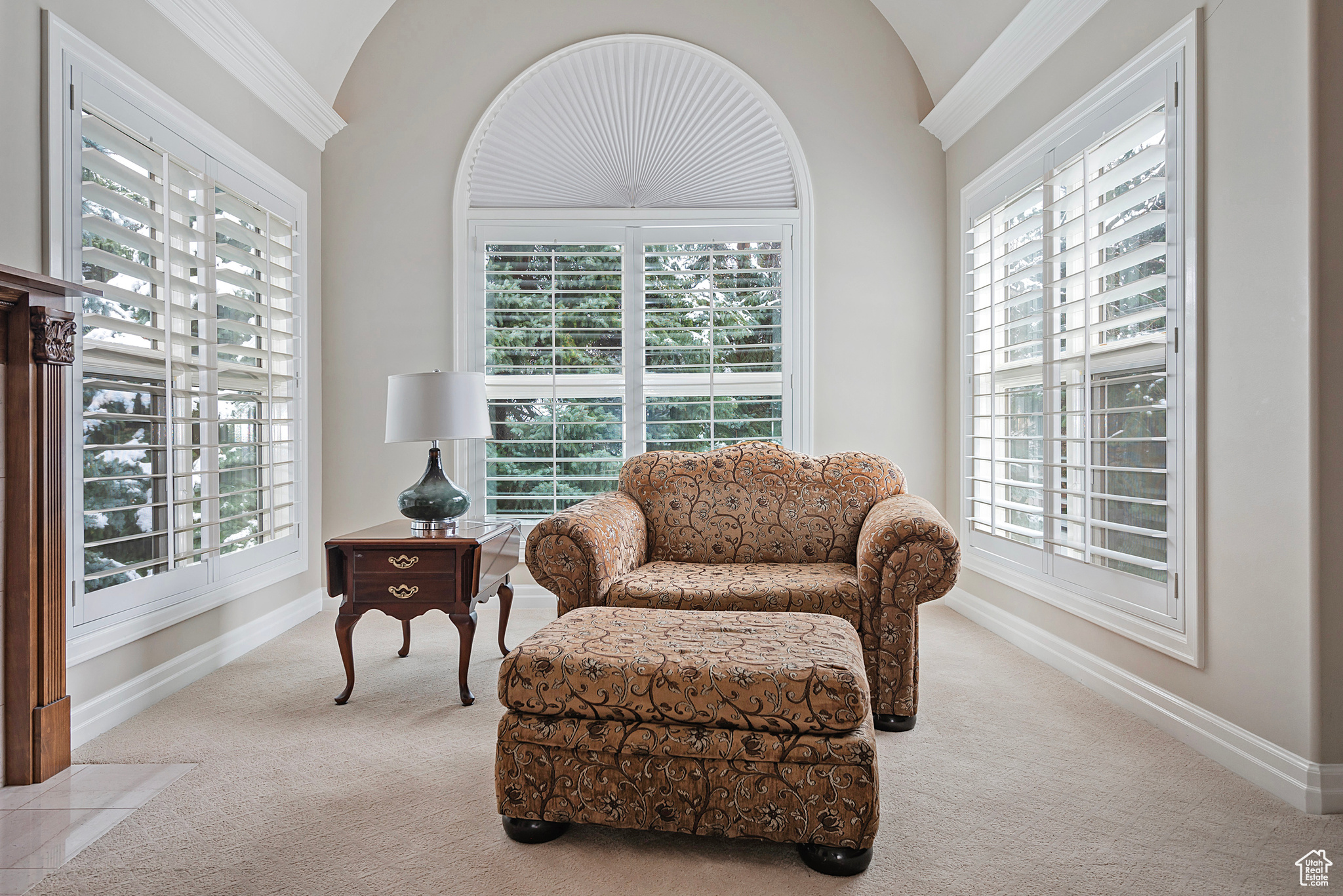 6337 S SECLUDED OAK CIR