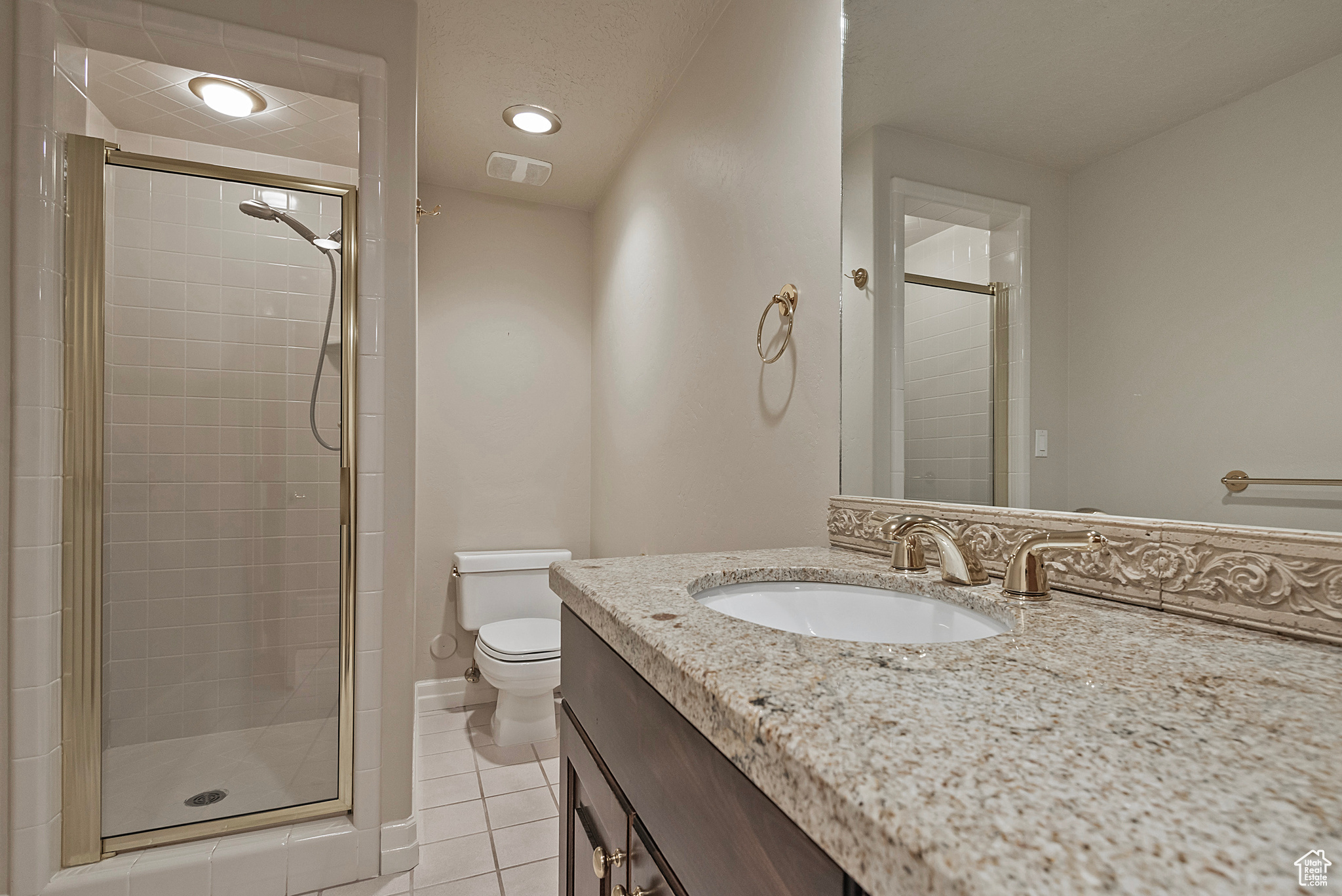 6337 S SECLUDED OAK CIR