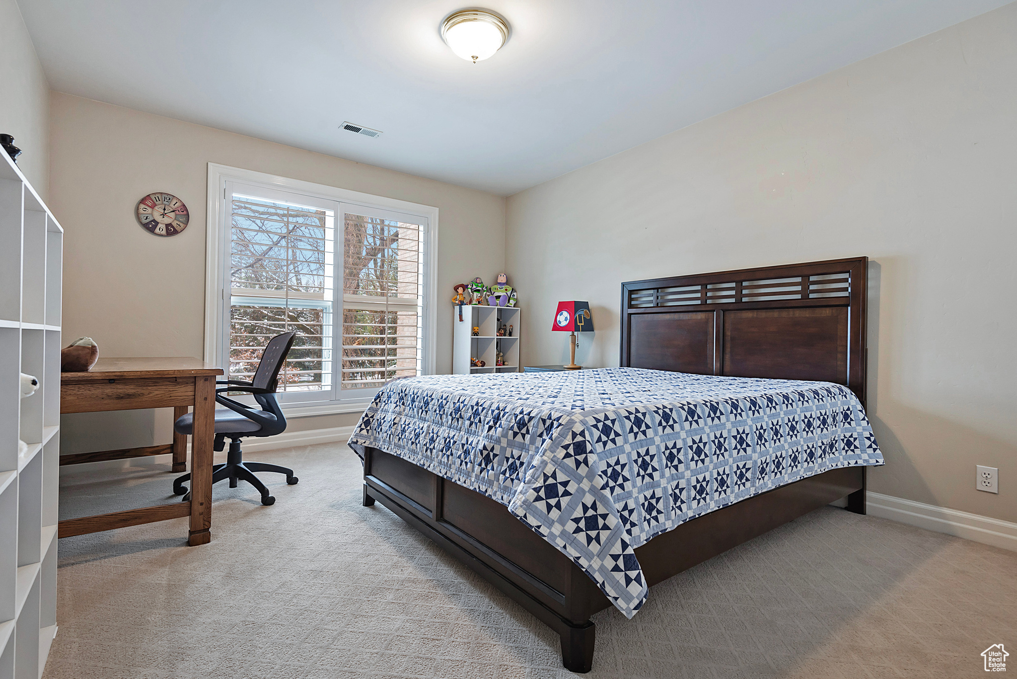 6337 S SECLUDED OAK CIR