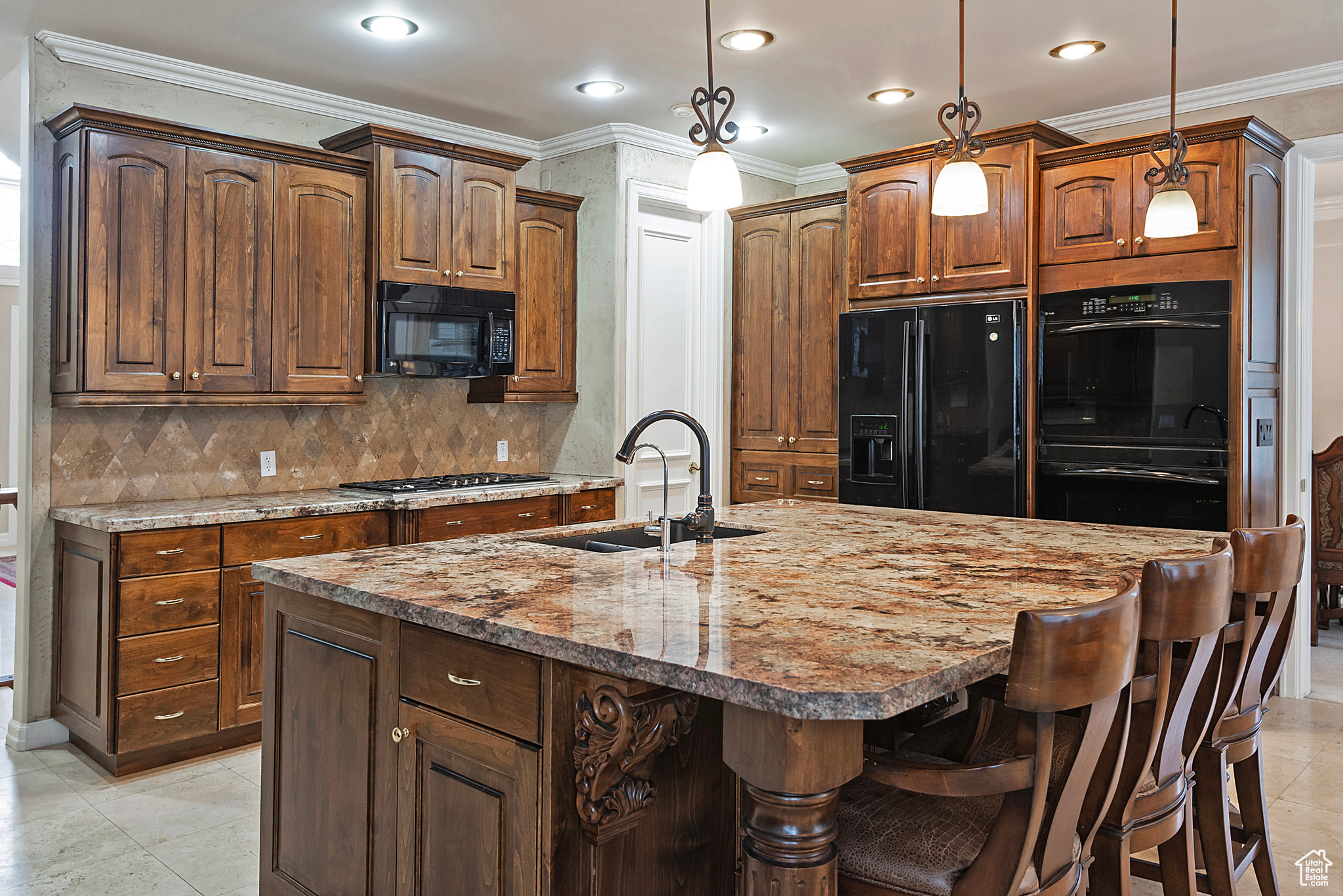 6337 S SECLUDED OAK CIR