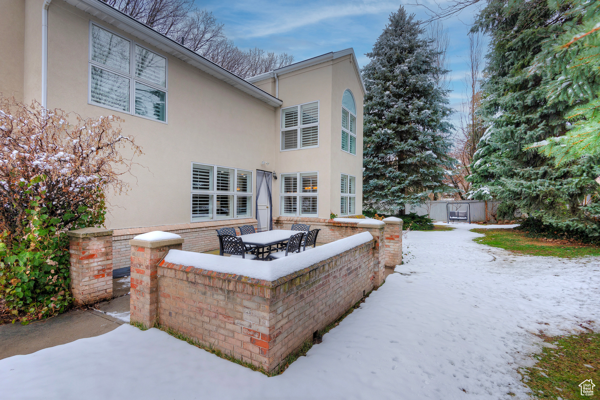 6337 S SECLUDED OAK CIR