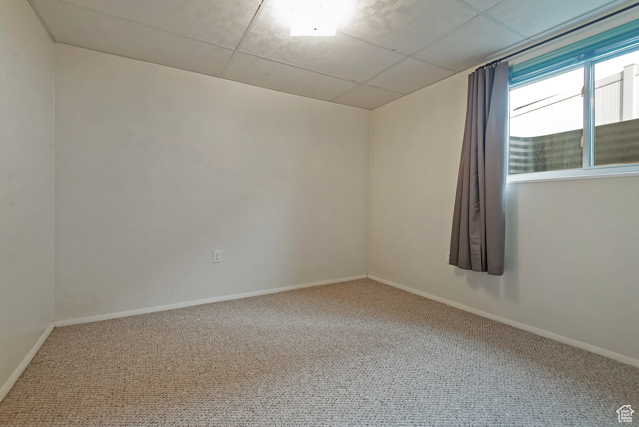 3068 W CARRANZA DR