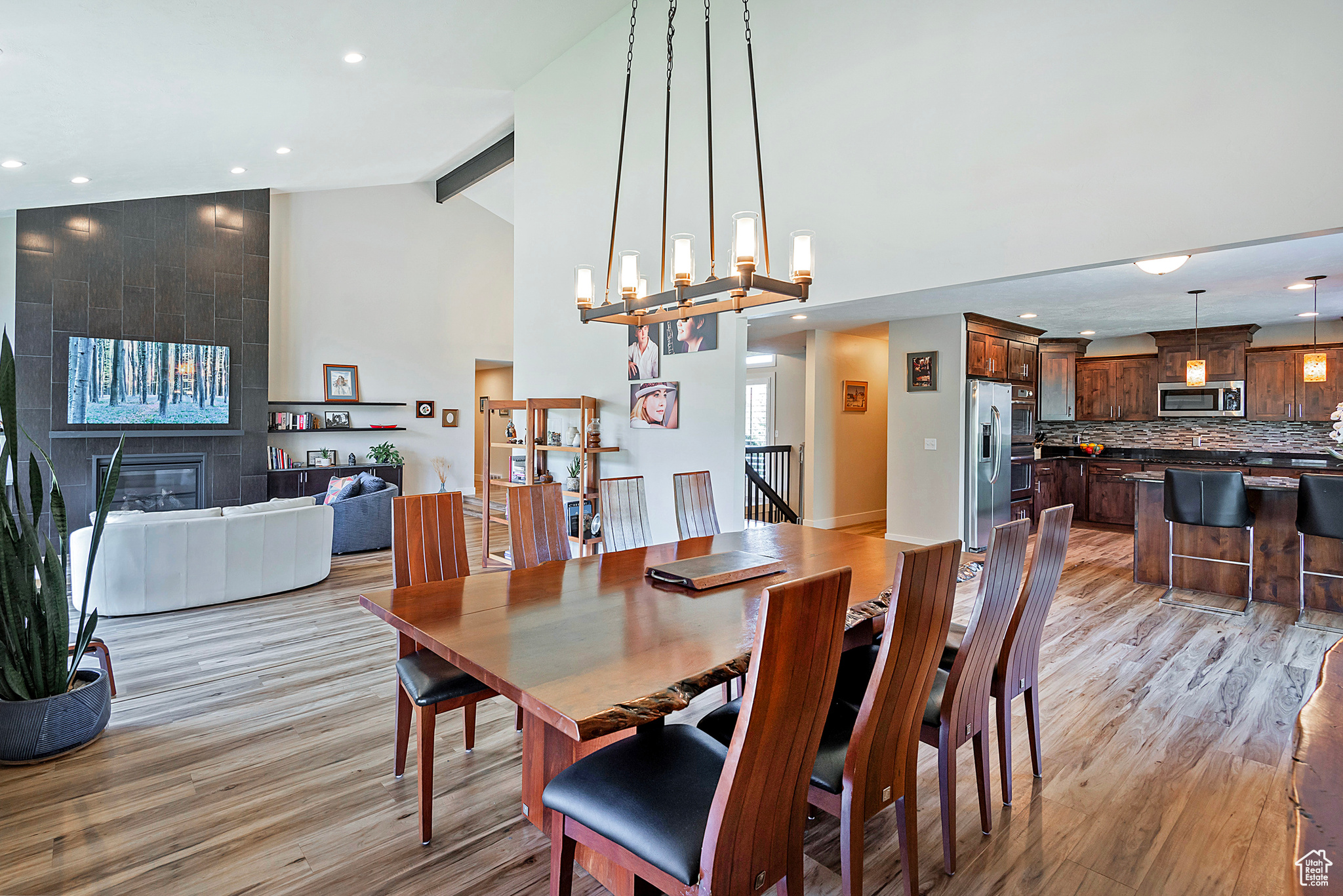 12155 S MOUNTAIN SHADOW RD
