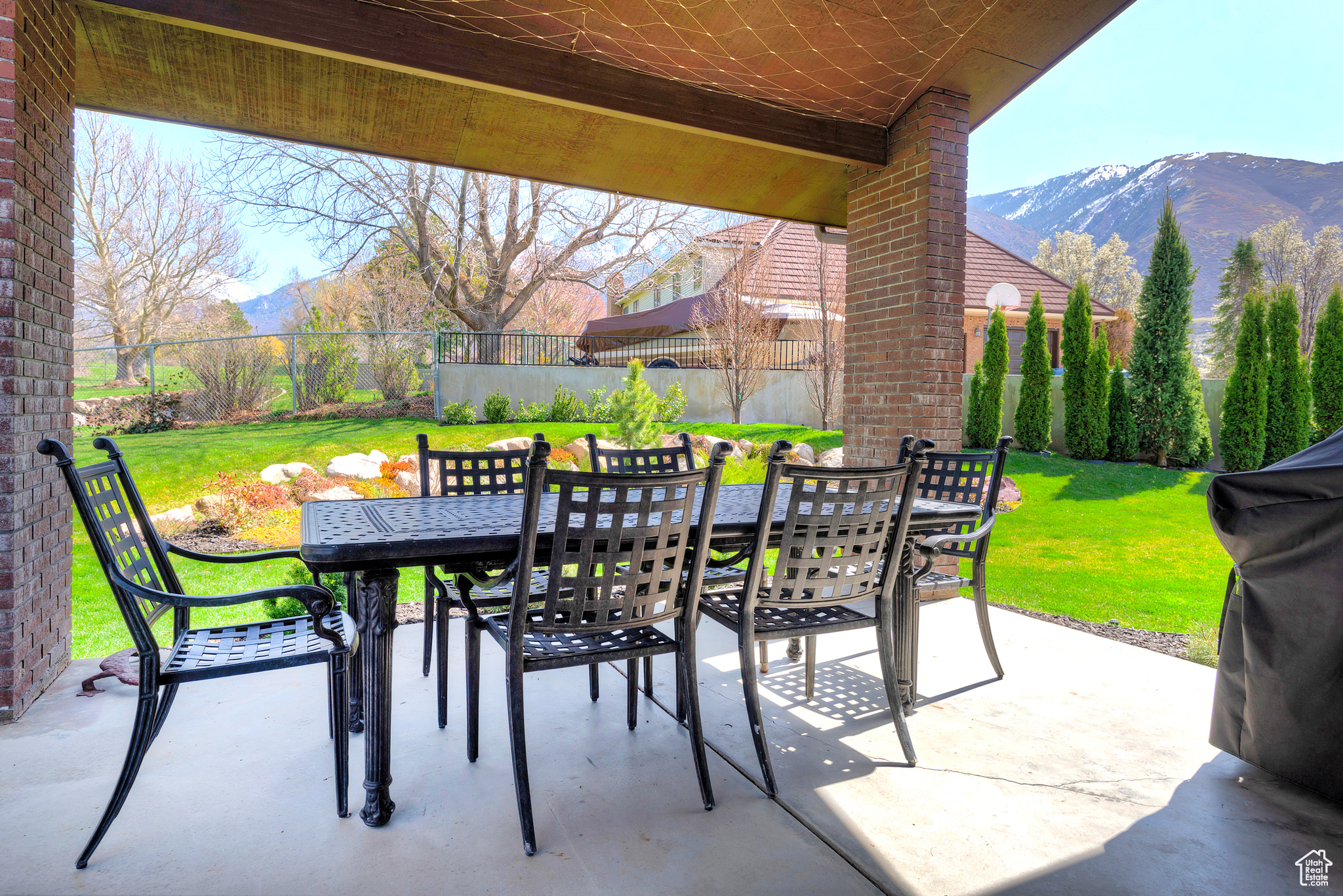 12155 S MOUNTAIN SHADOW RD