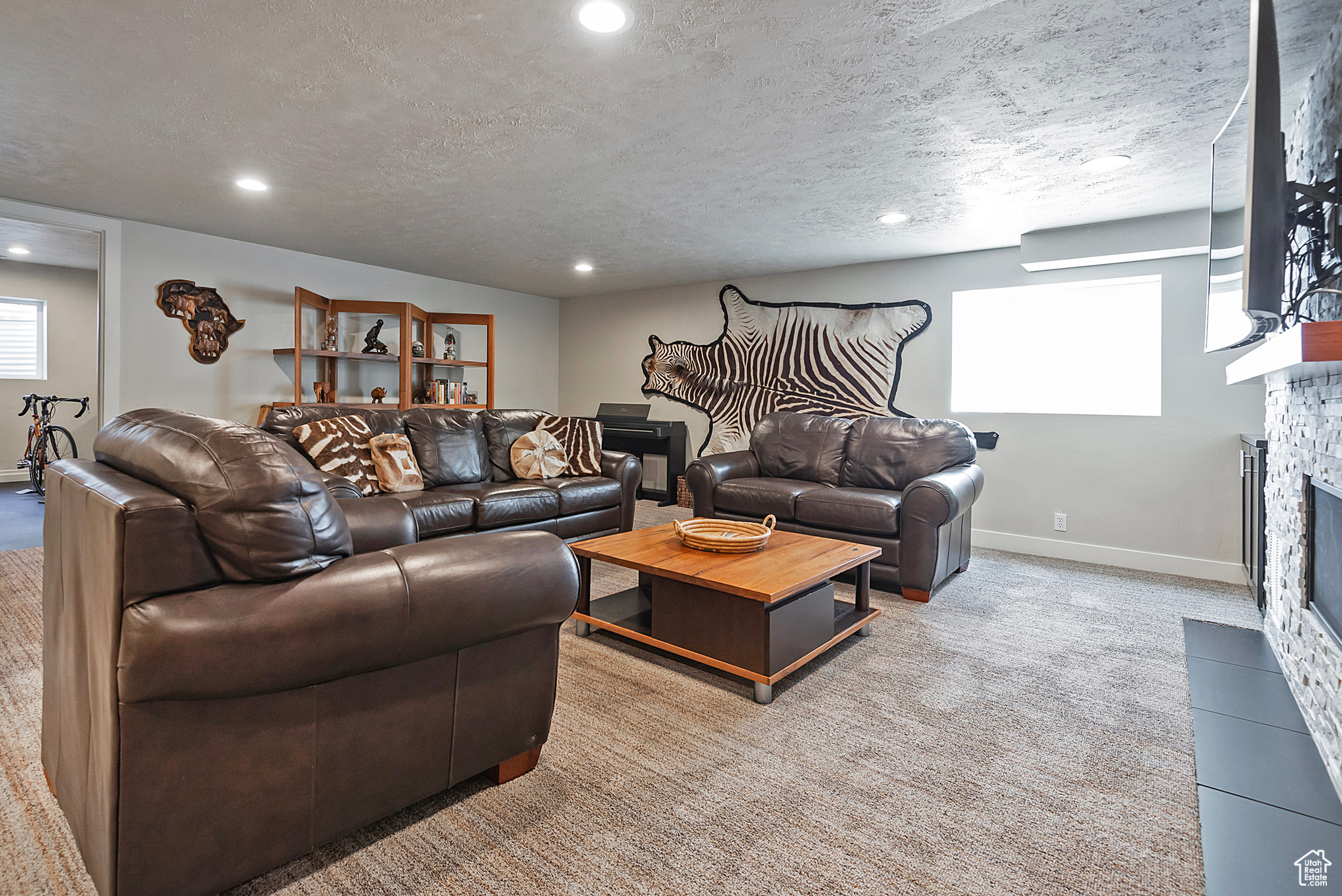 12155 S MOUNTAIN SHADOW RD