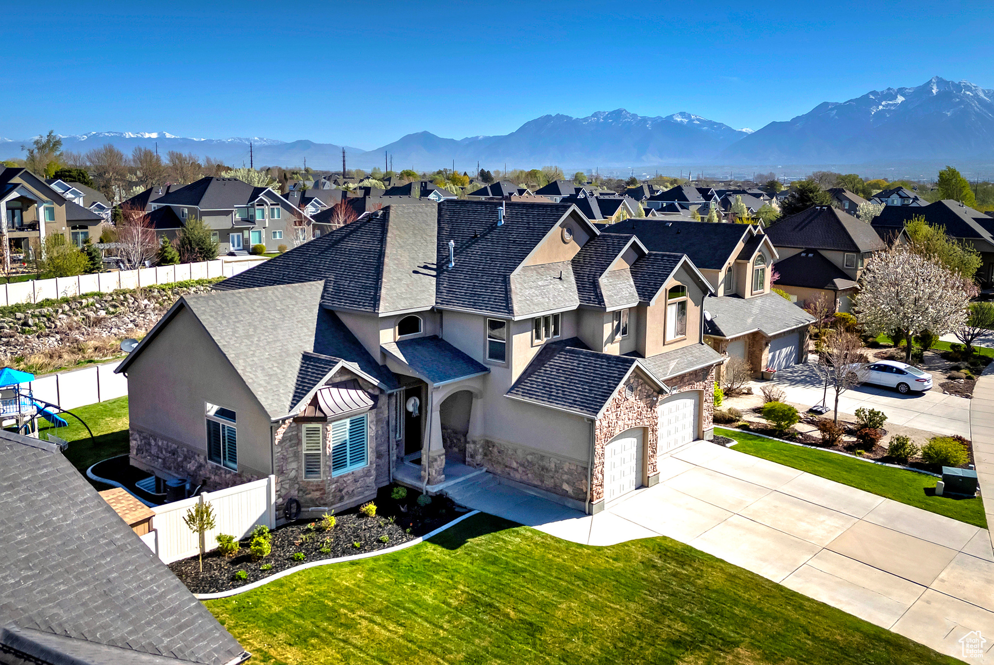 2988 W CURRENT CREEK DR
