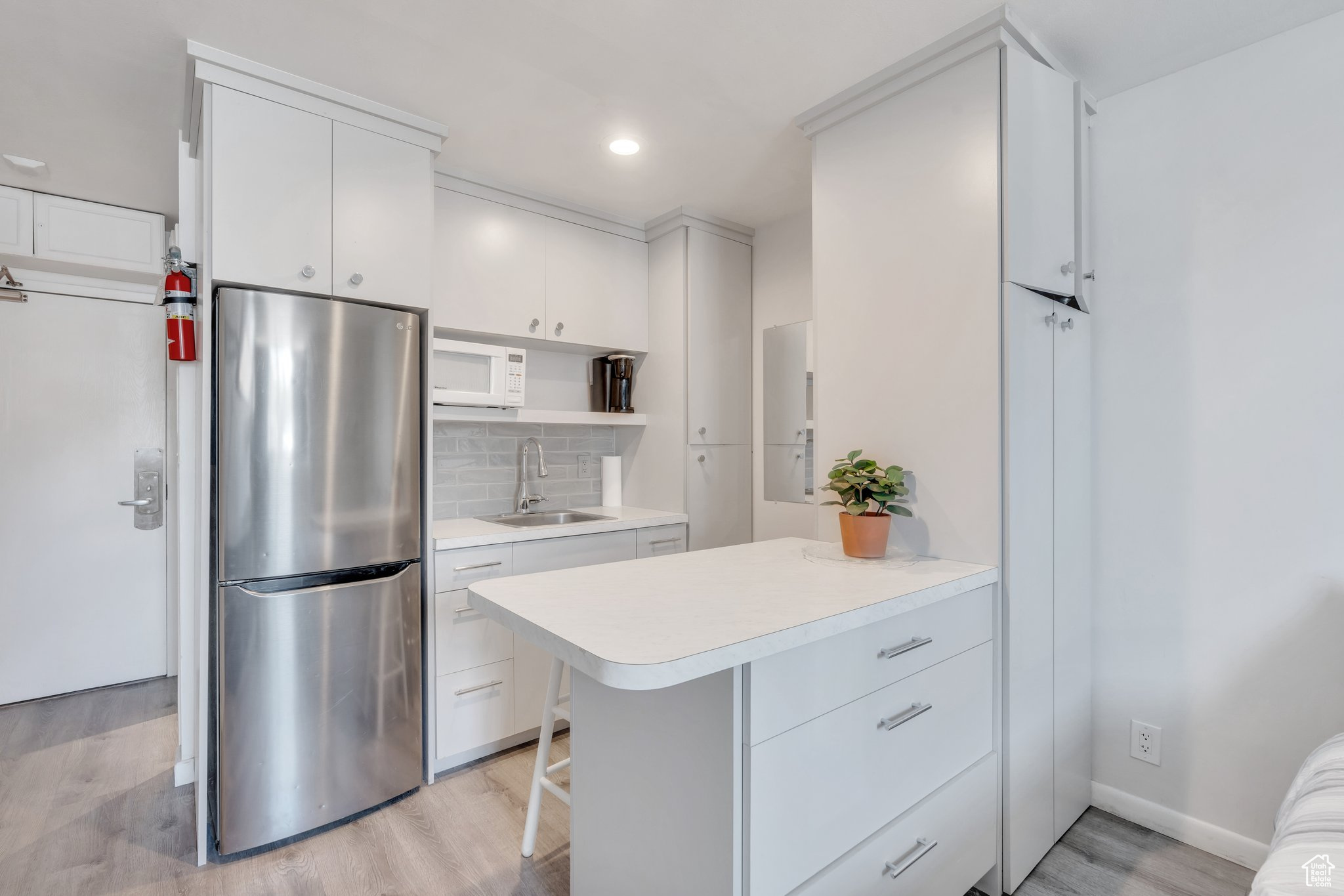 2015 PROSPECTOR AVE #104