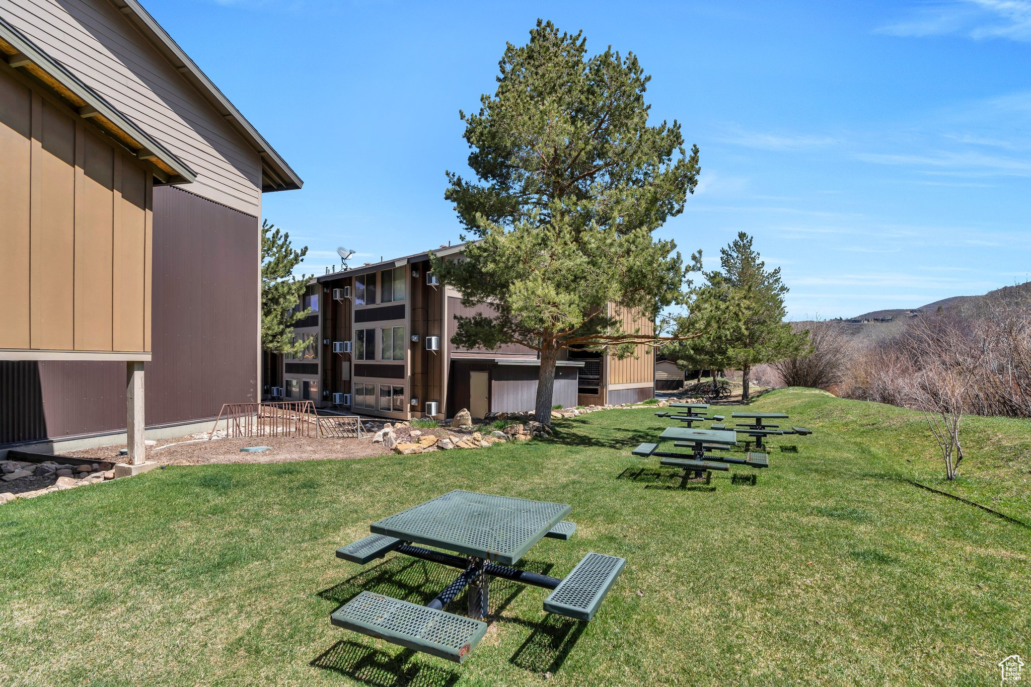 2015 PROSPECTOR AVE #104