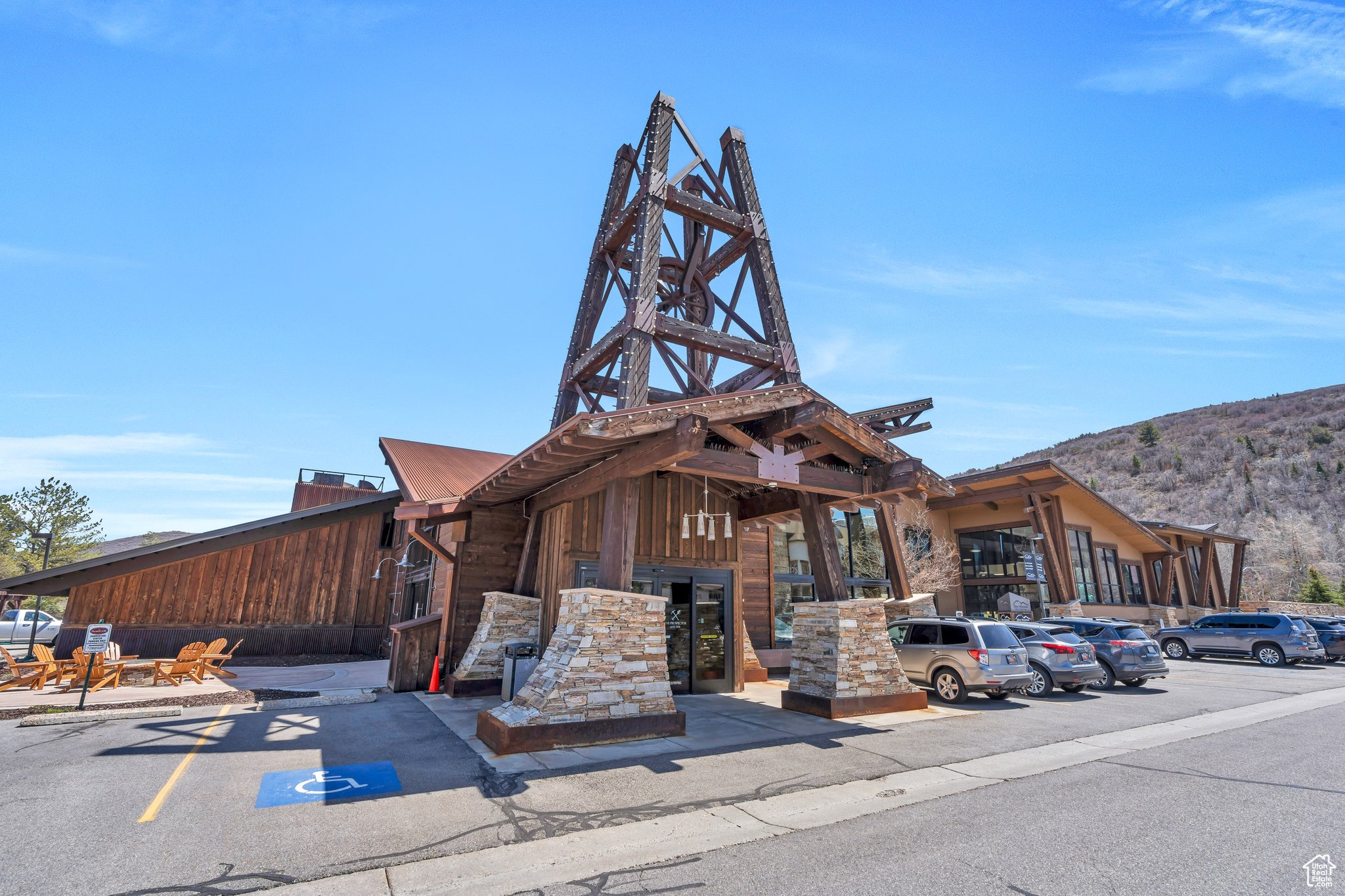 2015 PROSPECTOR AVE #104