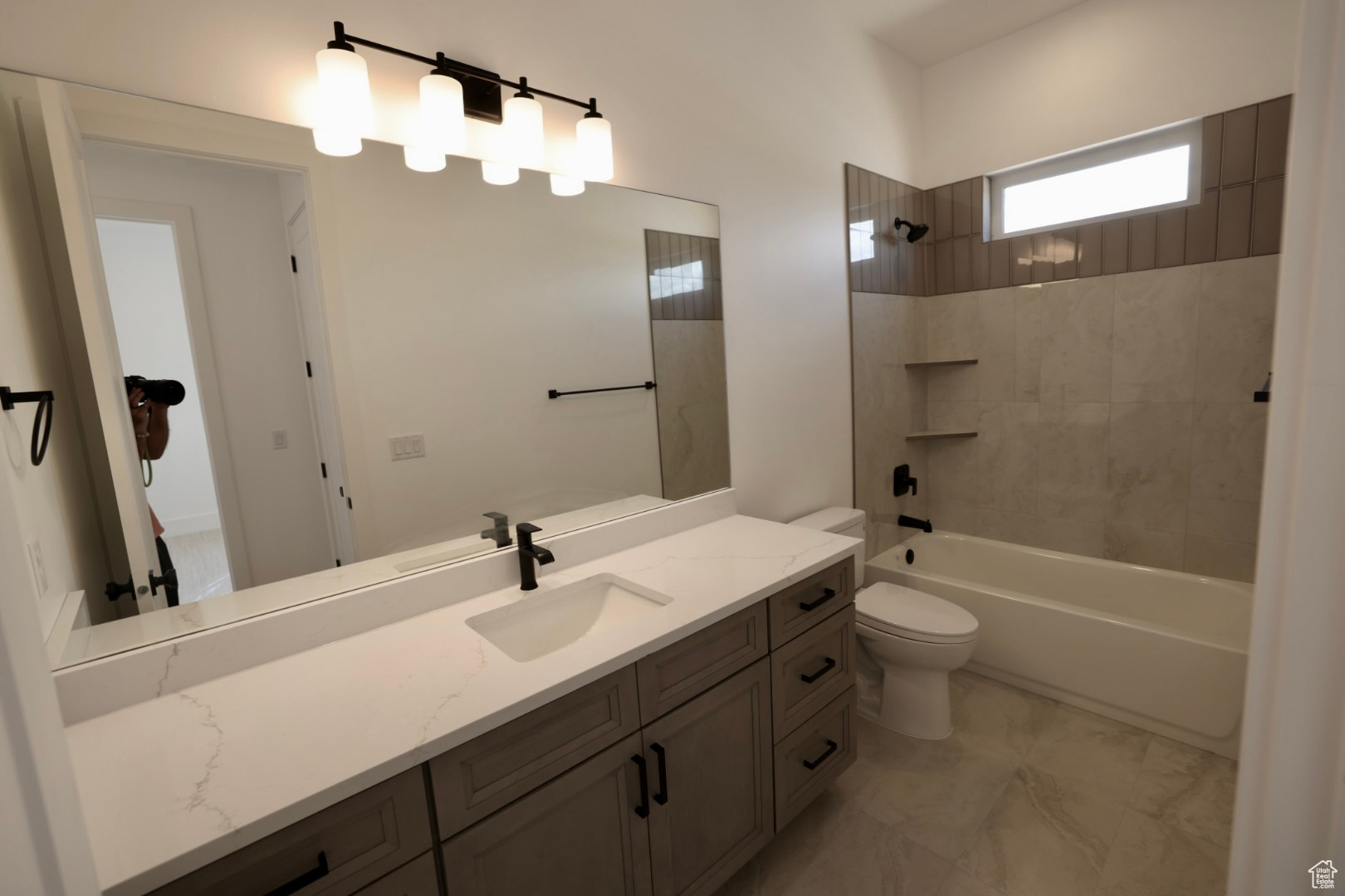 3842 S KENNEDY LN #124