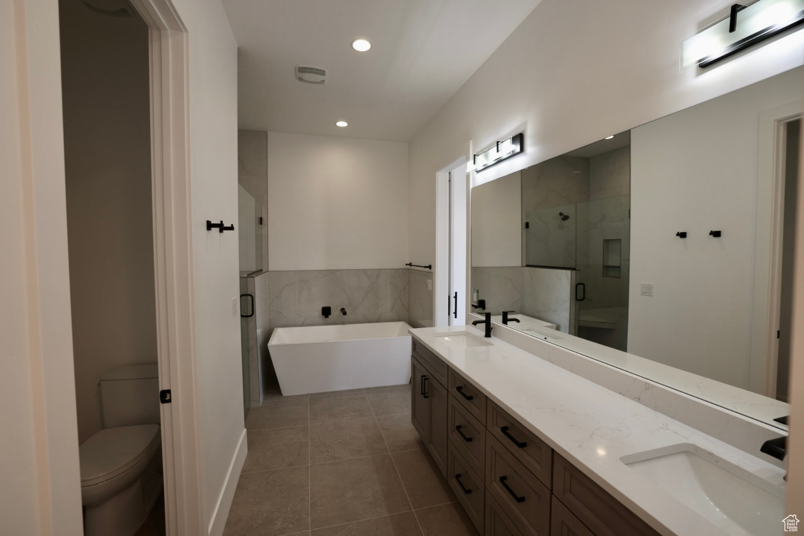 3842 S KENNEDY LN #124