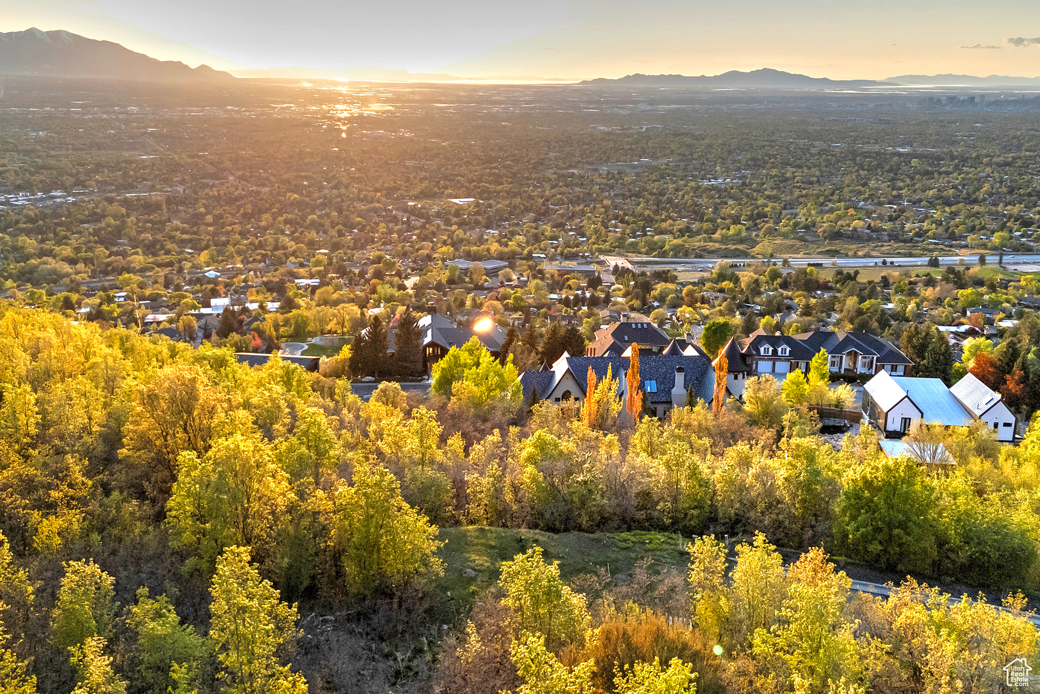 4695 S THOUSAND OAKS DR