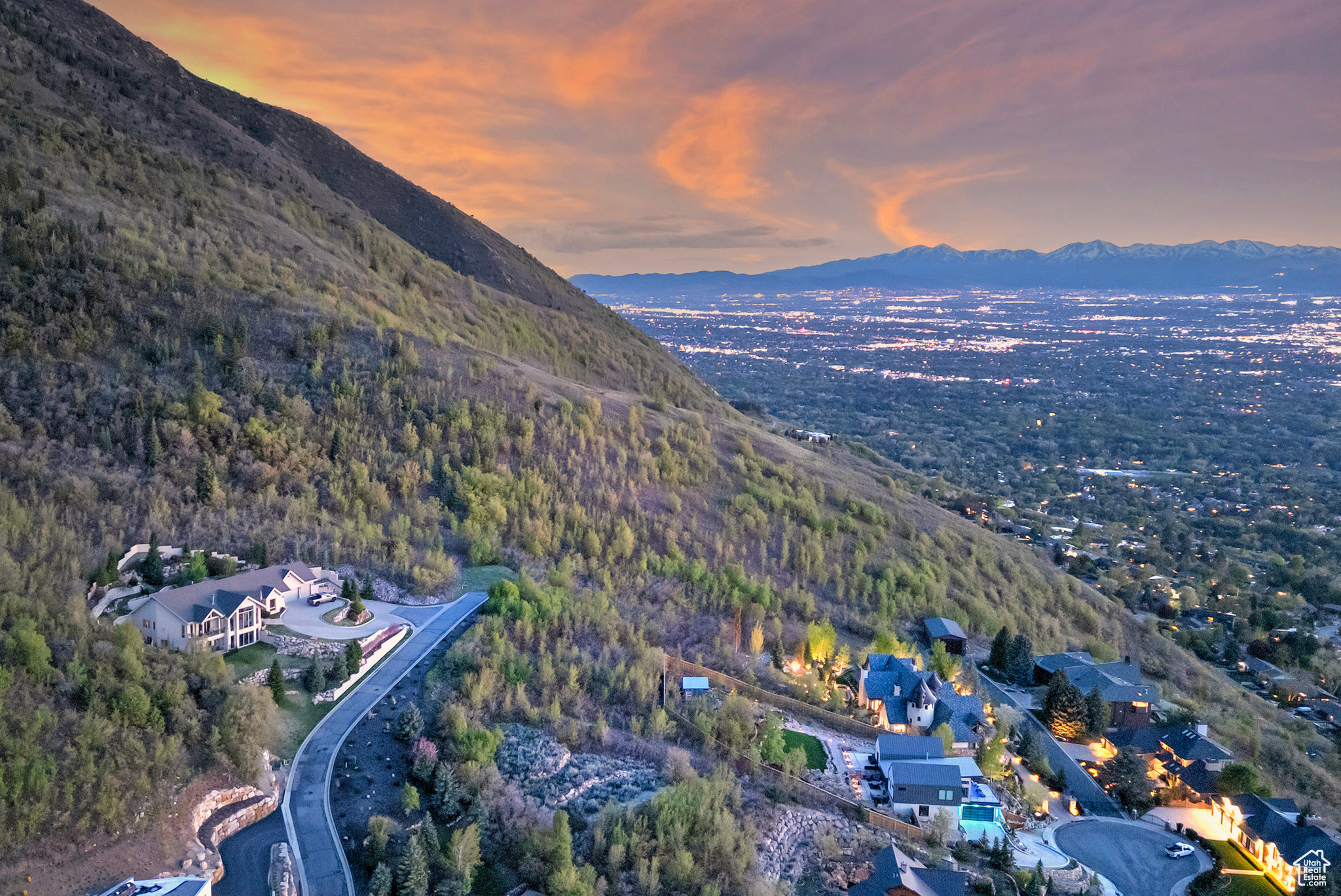 4695 S THOUSAND OAKS DR