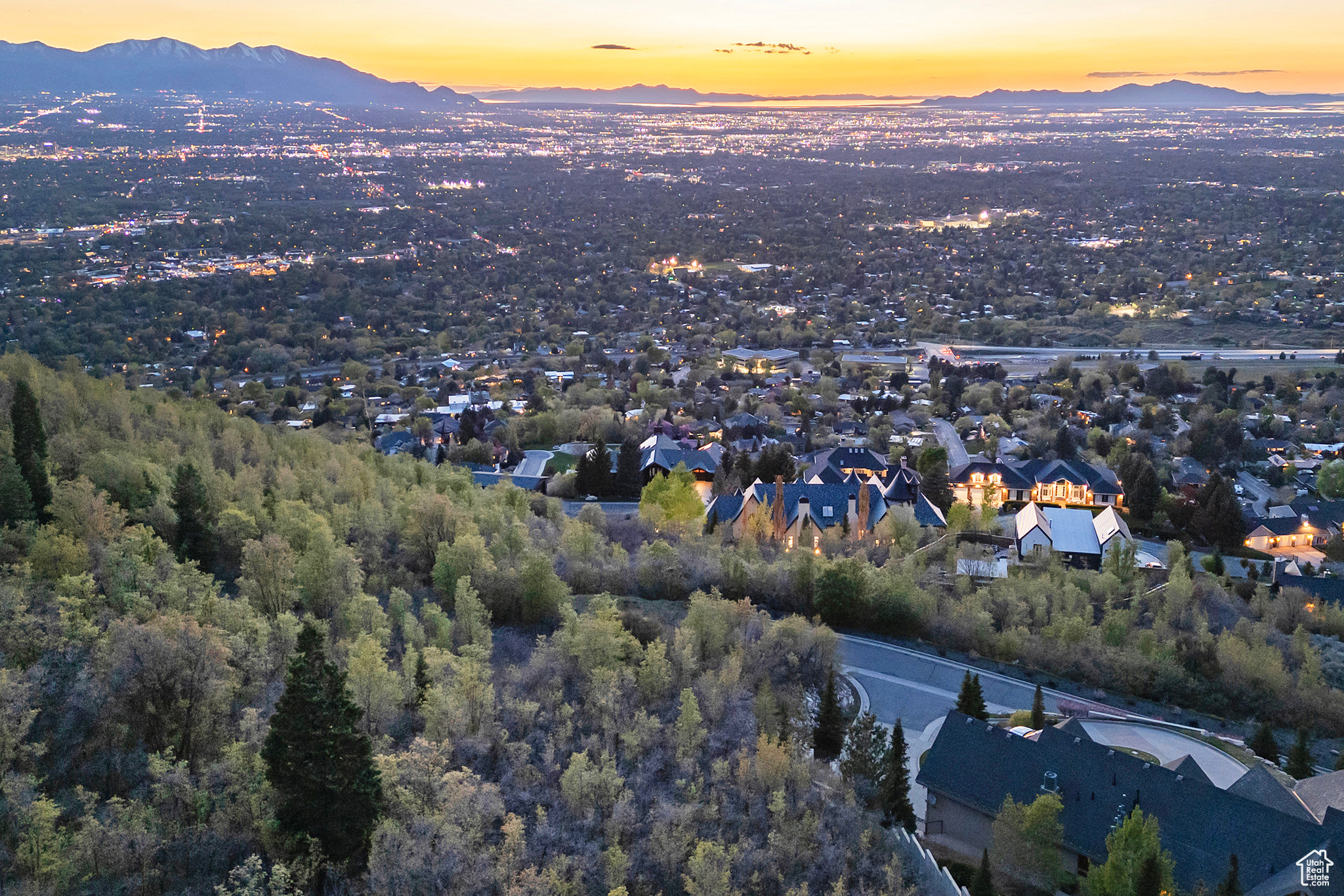 4695 S THOUSAND OAKS DR