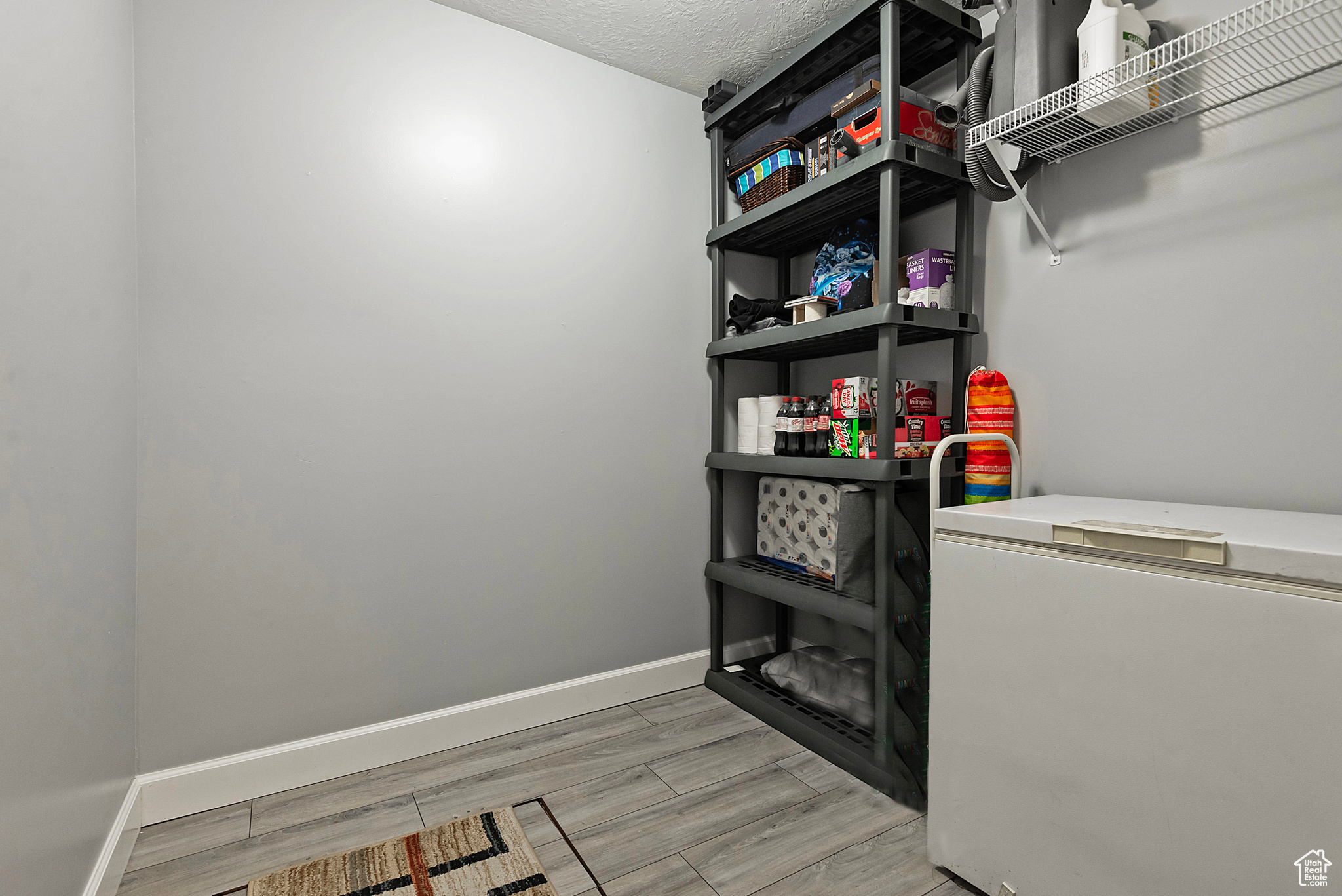 1088 W WALDEN PARK DR