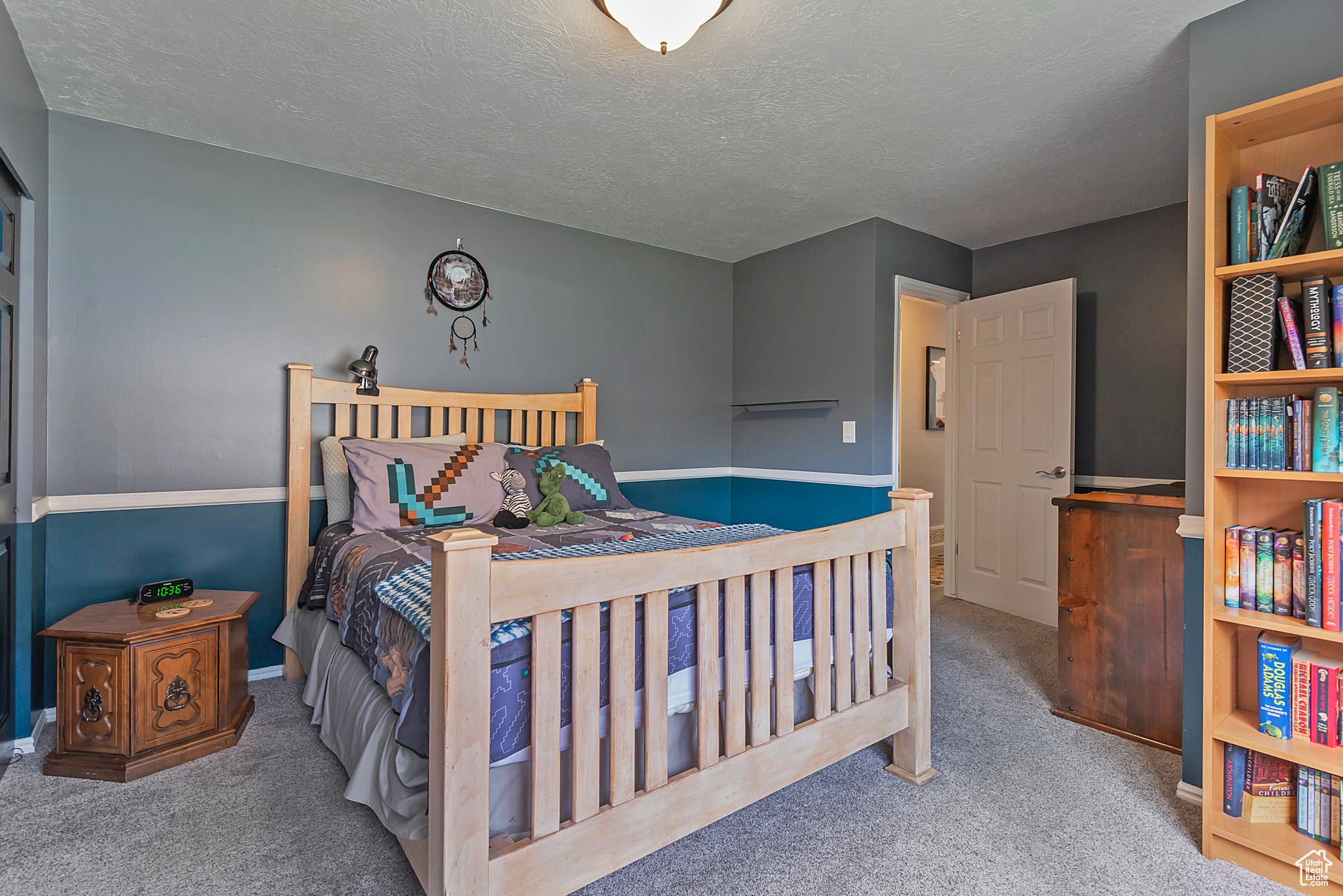1088 W WALDEN PARK DR