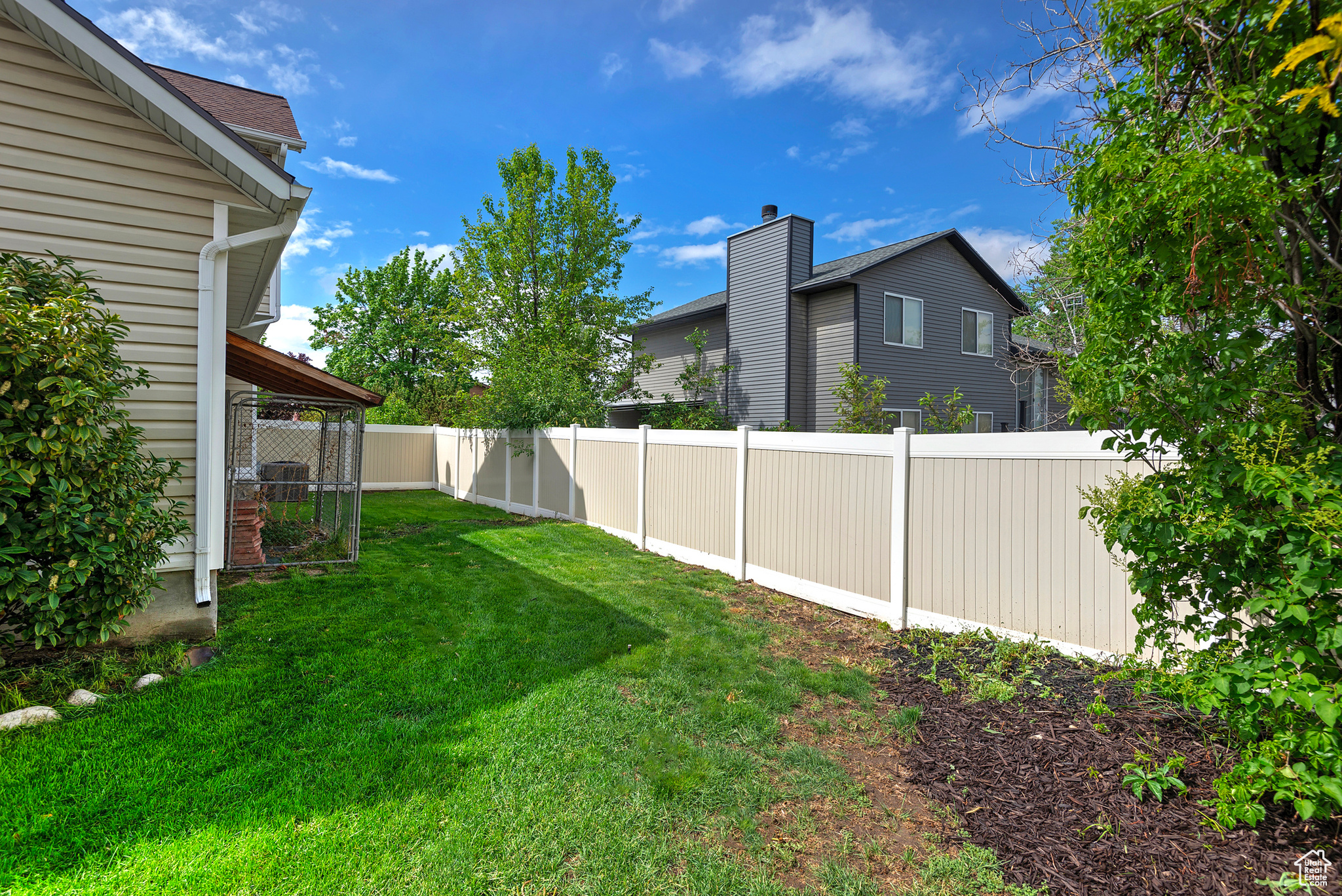 1088 W WALDEN PARK DR