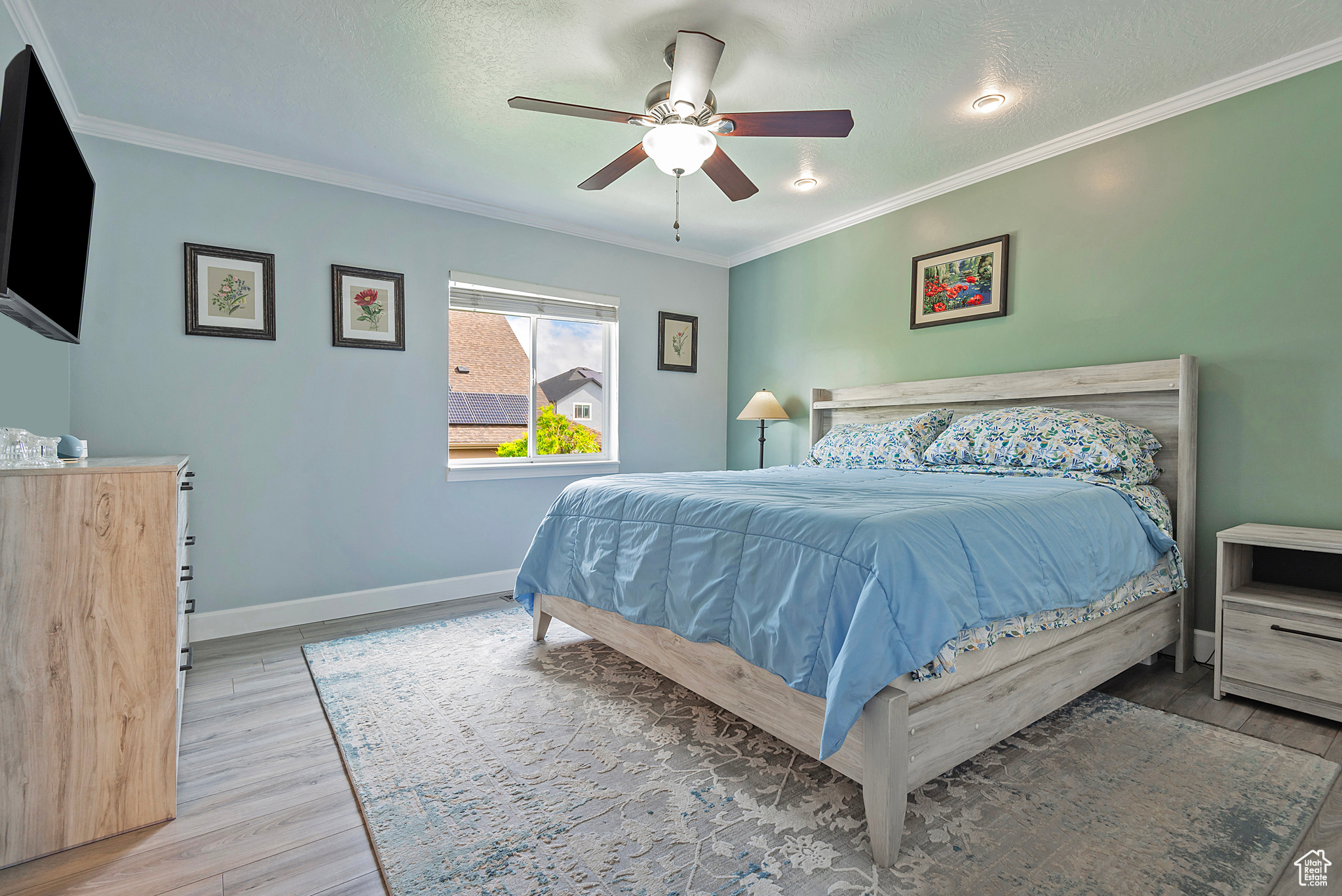 1088 W WALDEN PARK DR