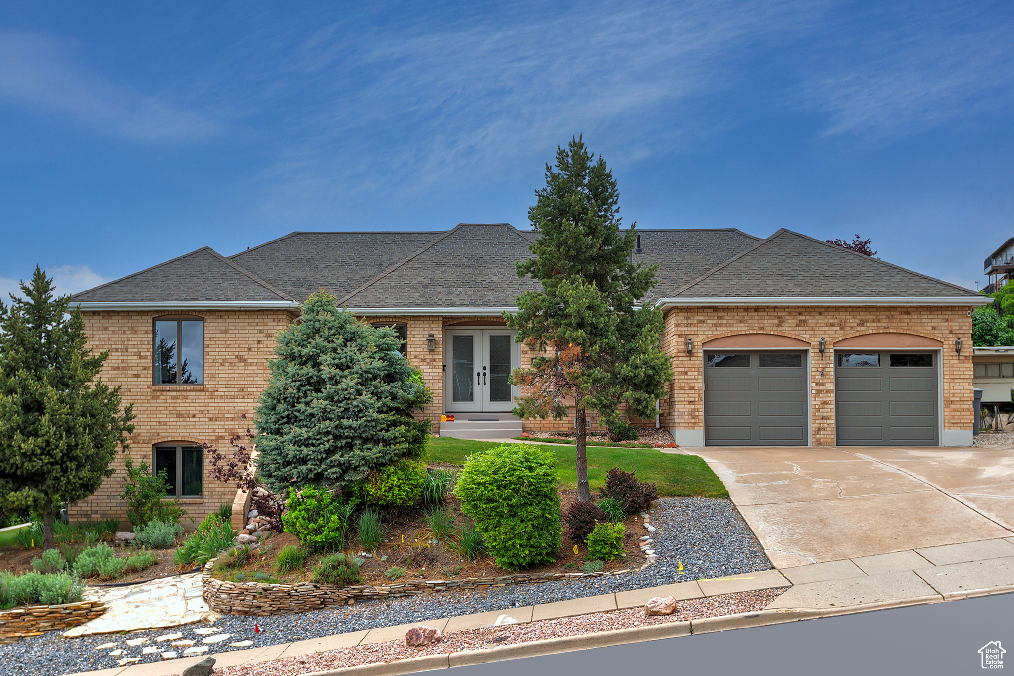 193 COVENTRY LN