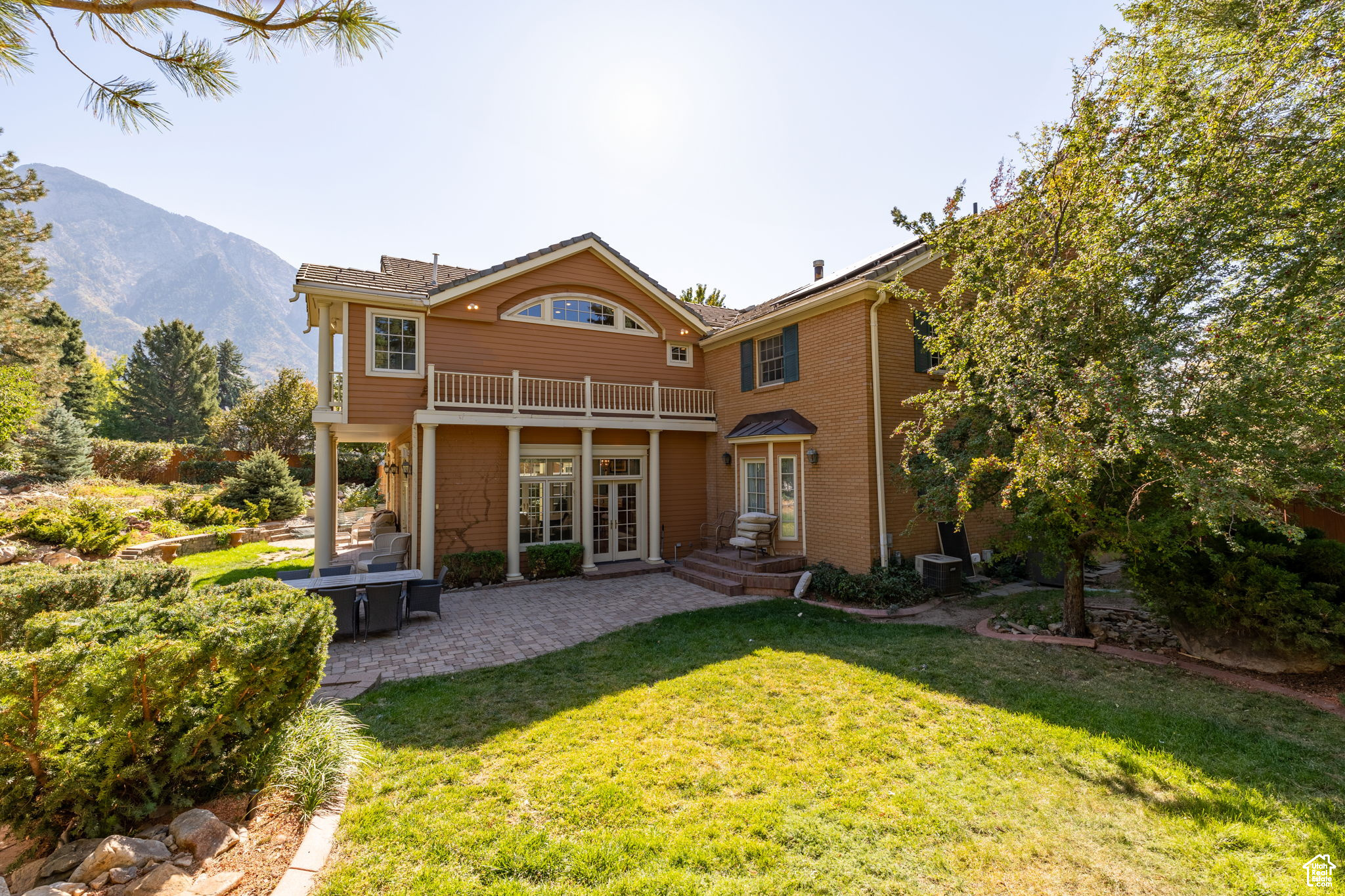 4011 S MOUNT OLYMPUS WAY