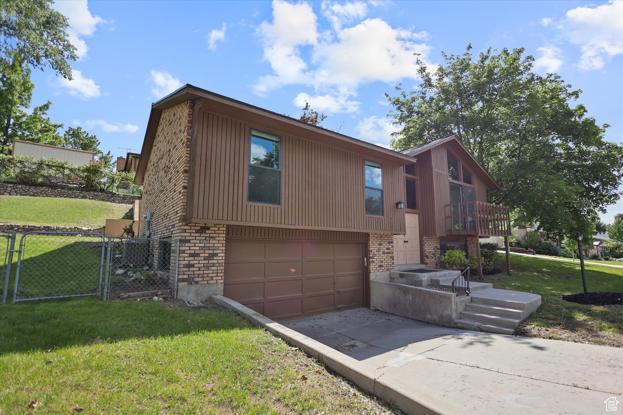 1694 E PLATA WAY