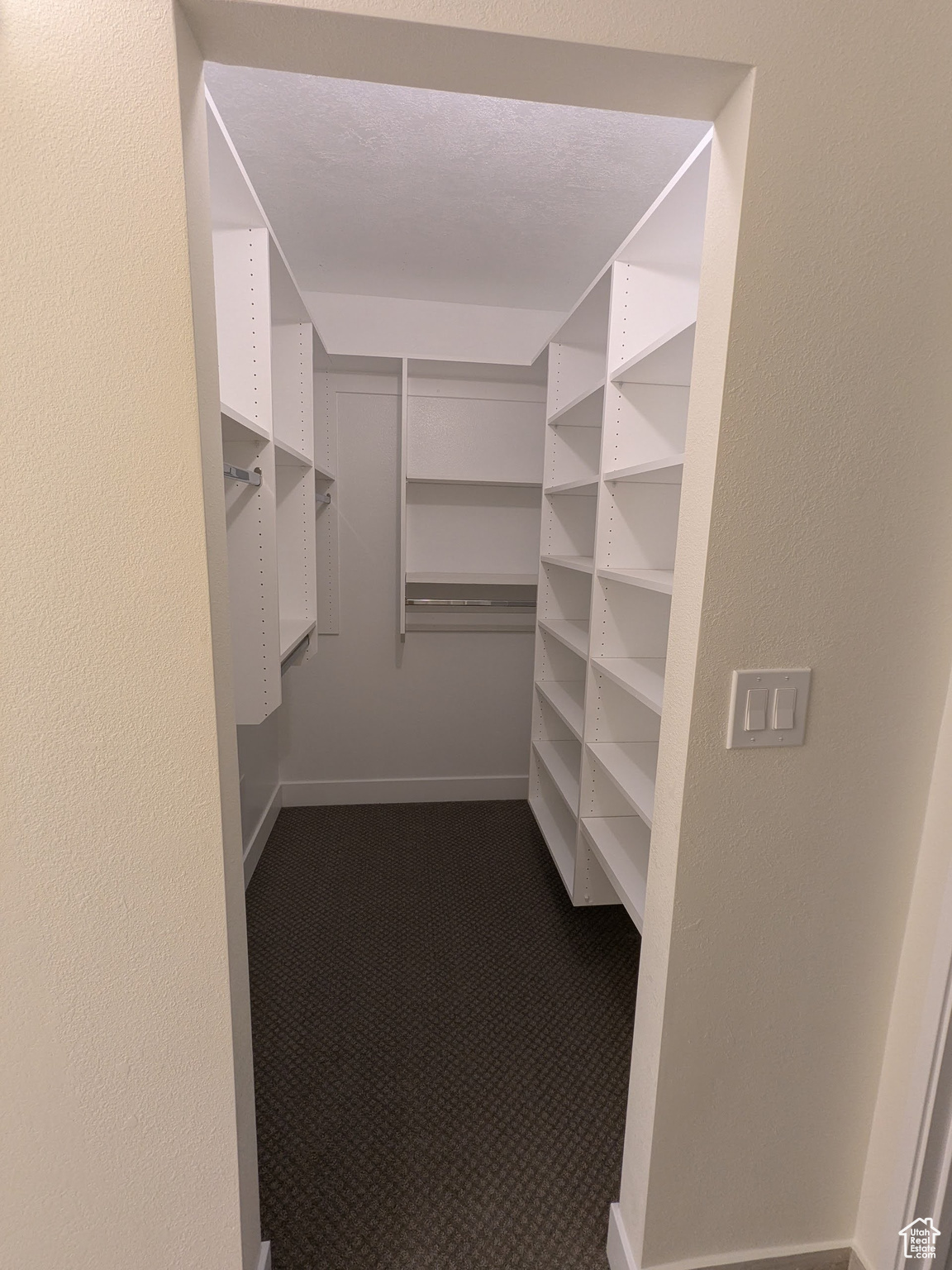 241 N VINE ST #404E