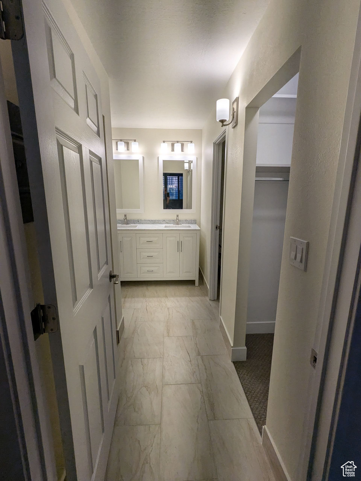 241 N VINE ST #404E
