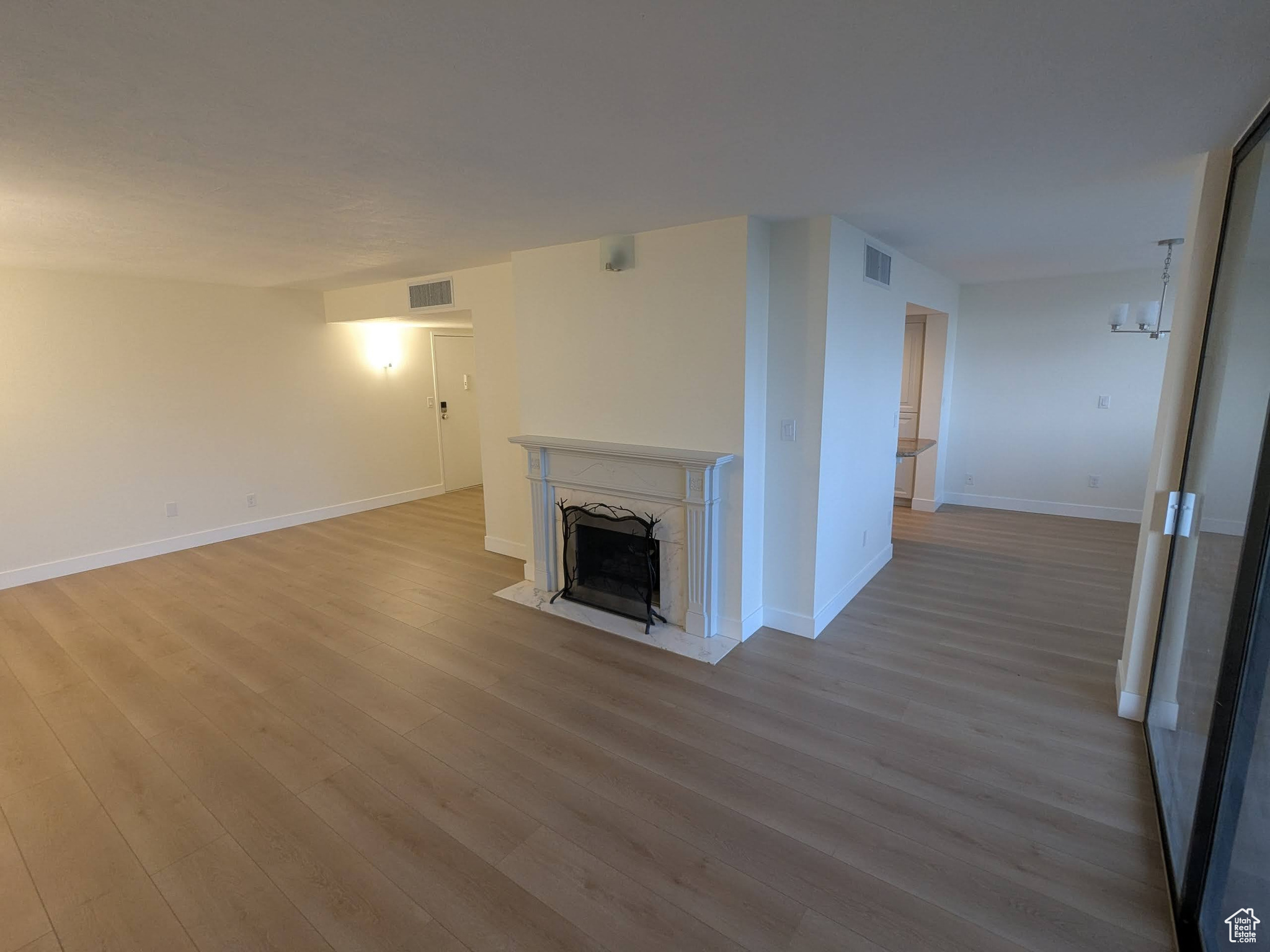 241 N VINE ST #404E