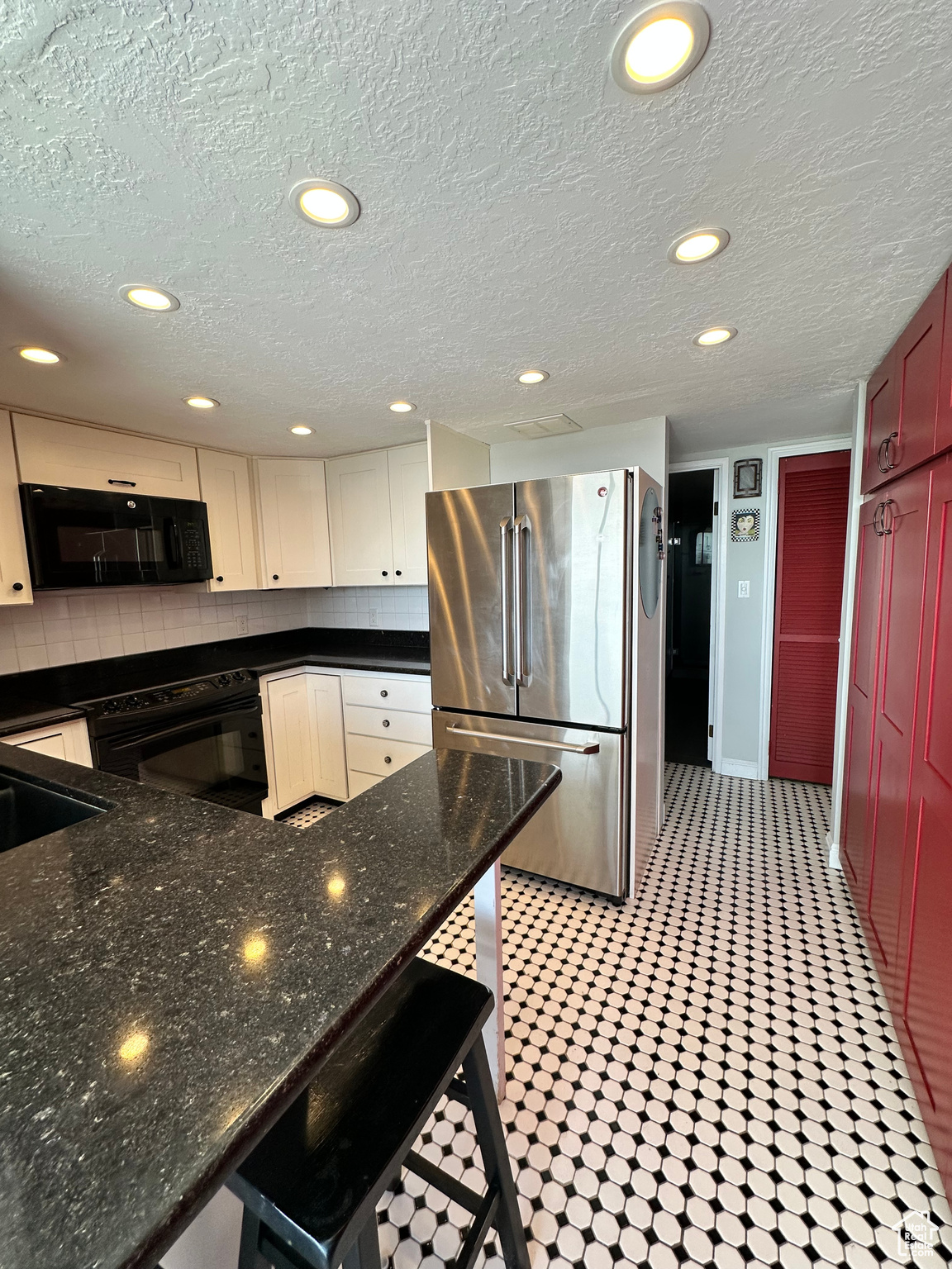 241 N VINE ST #808W