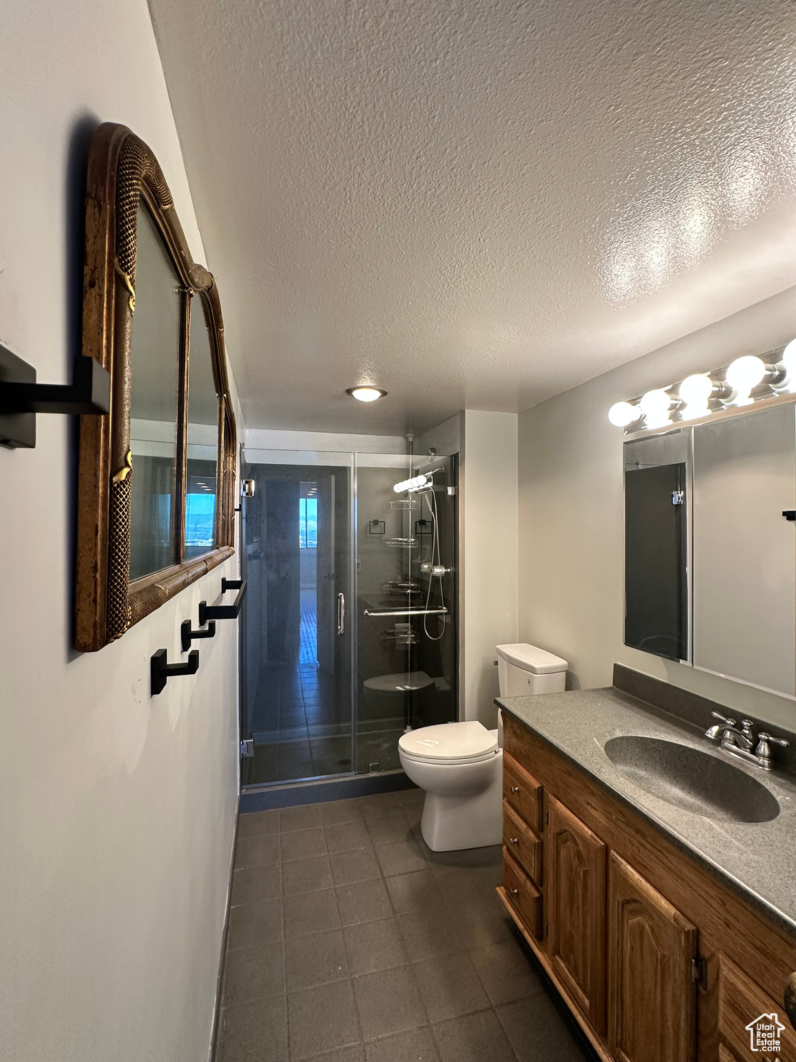 241 N VINE ST #808W