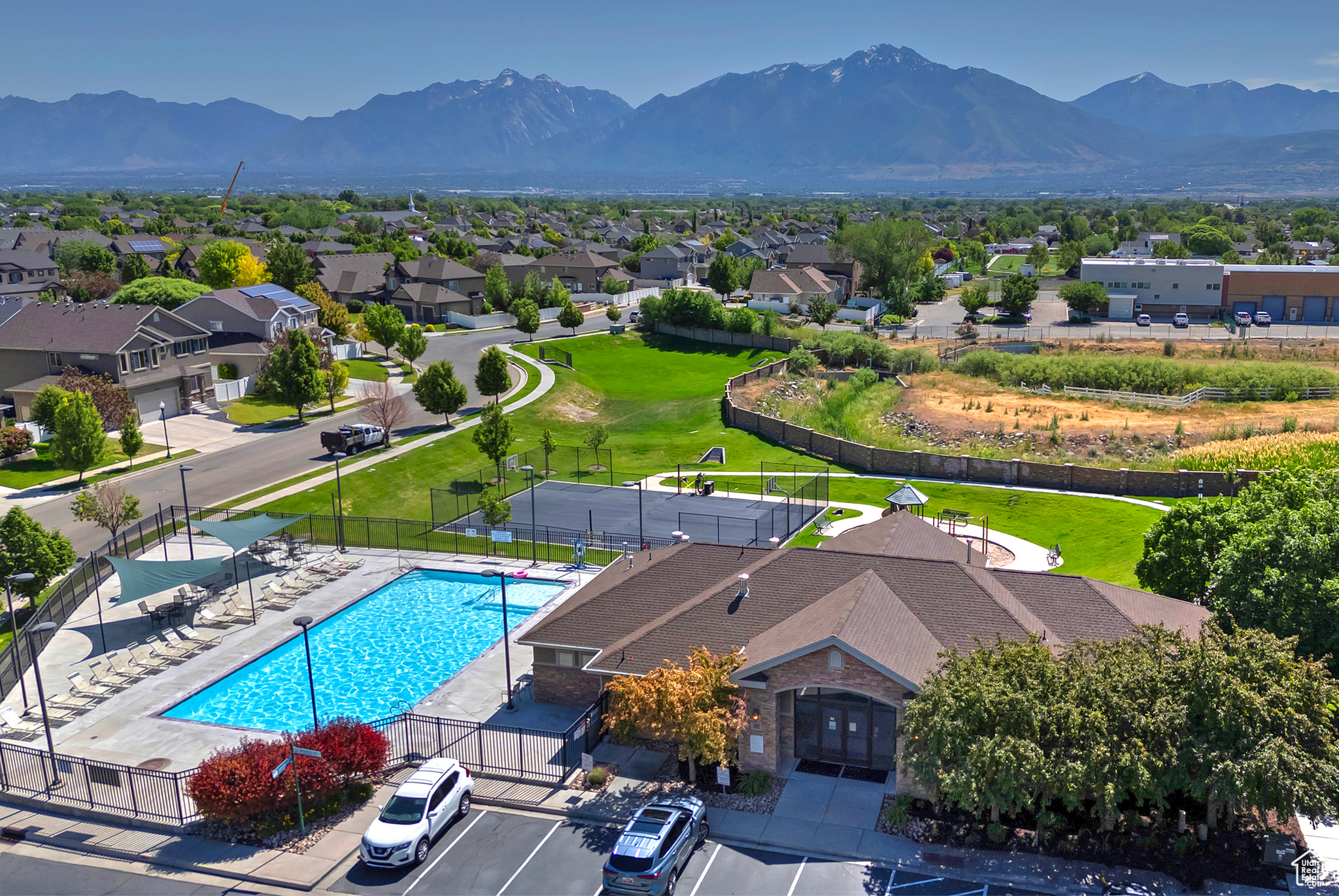 3423 W MOUNT CORTINA WAY