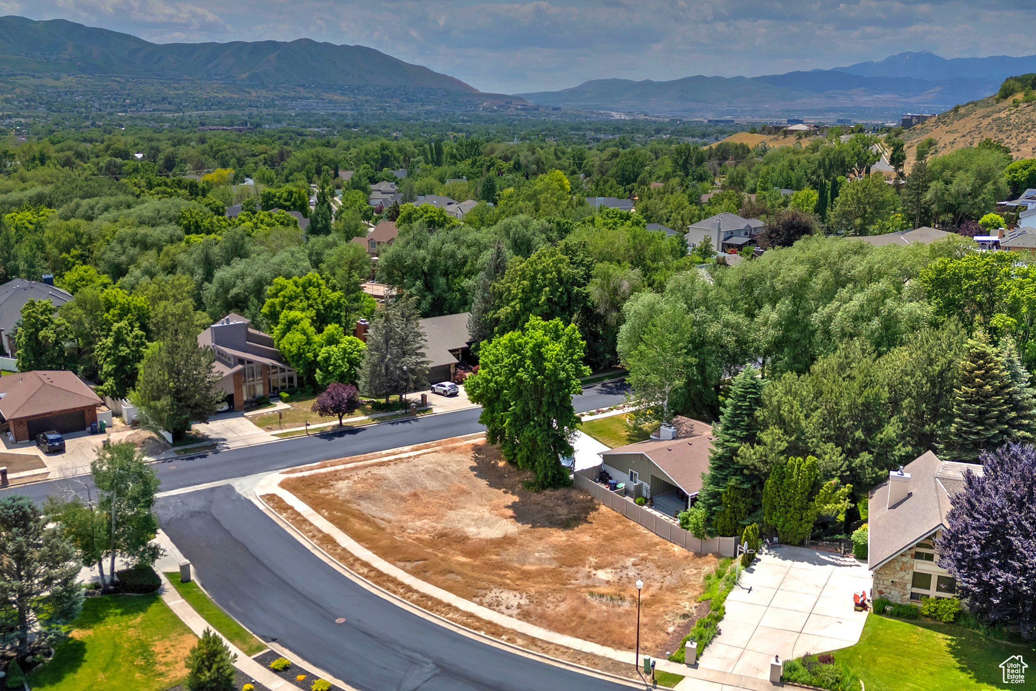 12164 S MOUNTAIN SHADOW RD