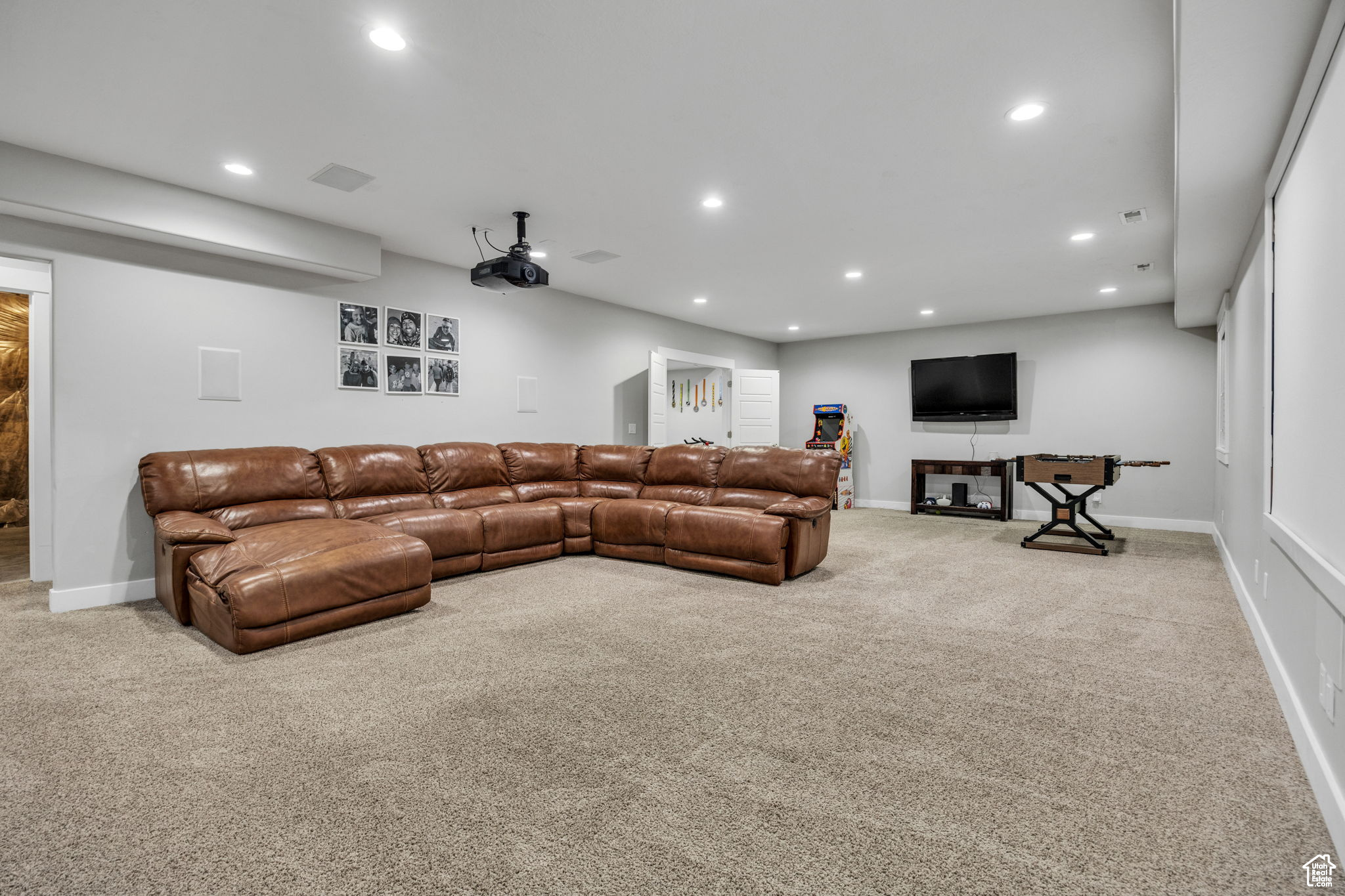 4389 N DIAMOND LN