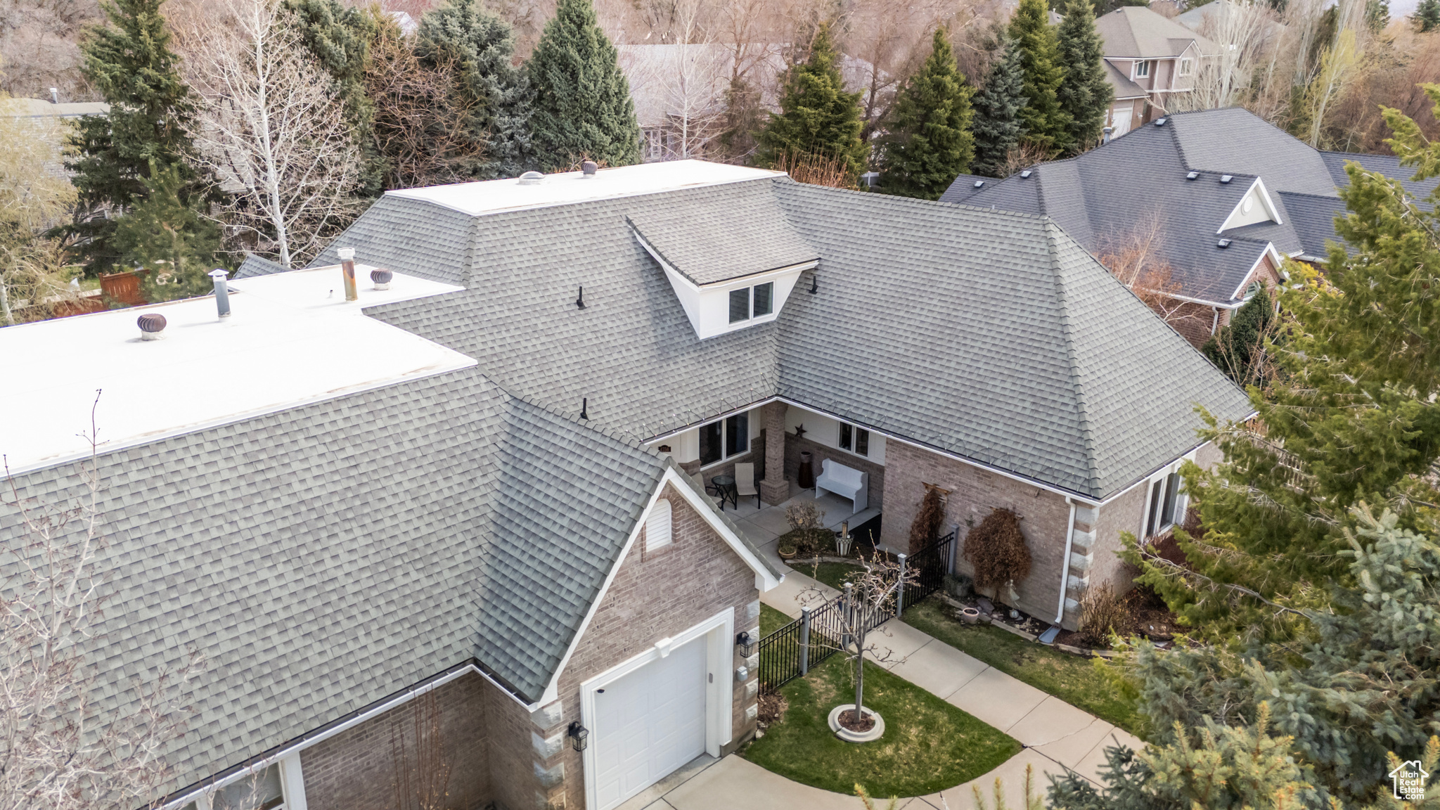 4756 S SKYLINE PKWY