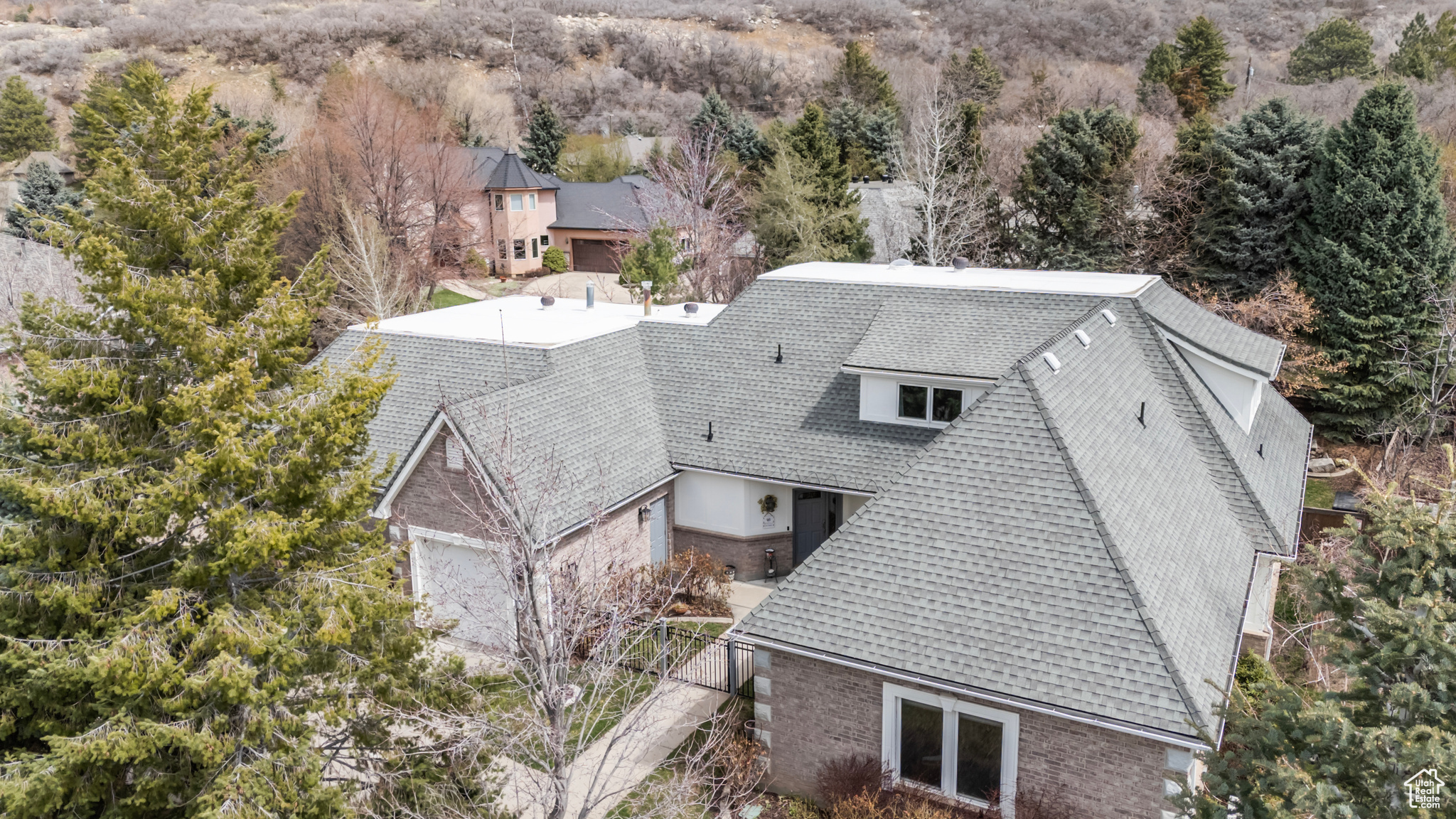 4756 S SKYLINE PKWY